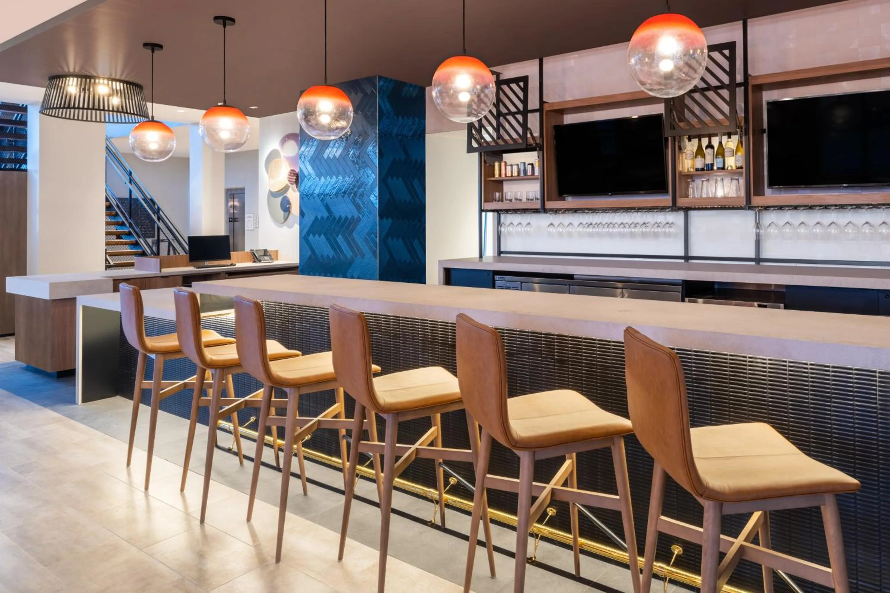 Lounge or bar in Atwell Suites - DENVER AIRPORT TOWER ROAD by IHG