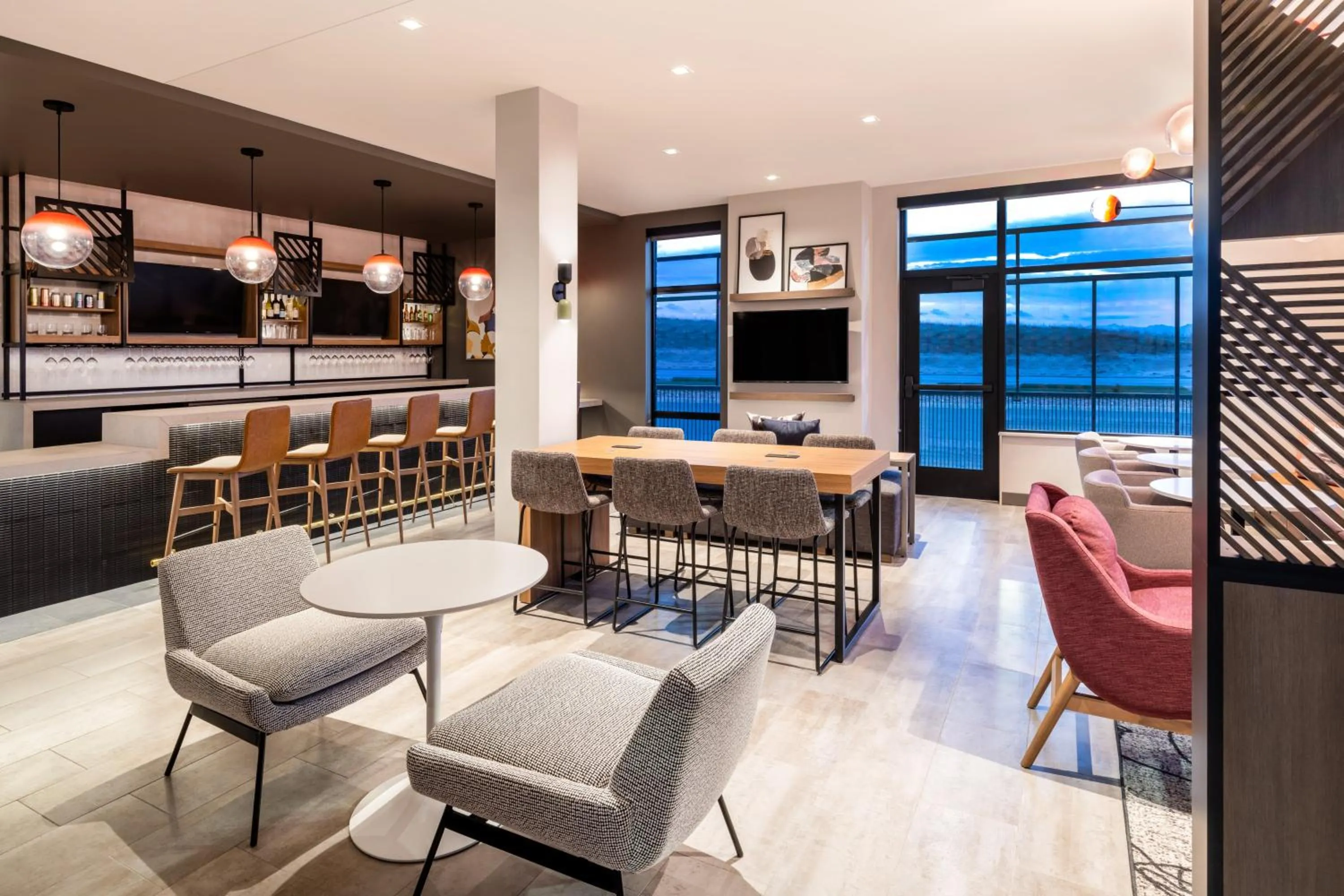 Lounge or bar in Atwell Suites - DENVER AIRPORT TOWER ROAD by IHG