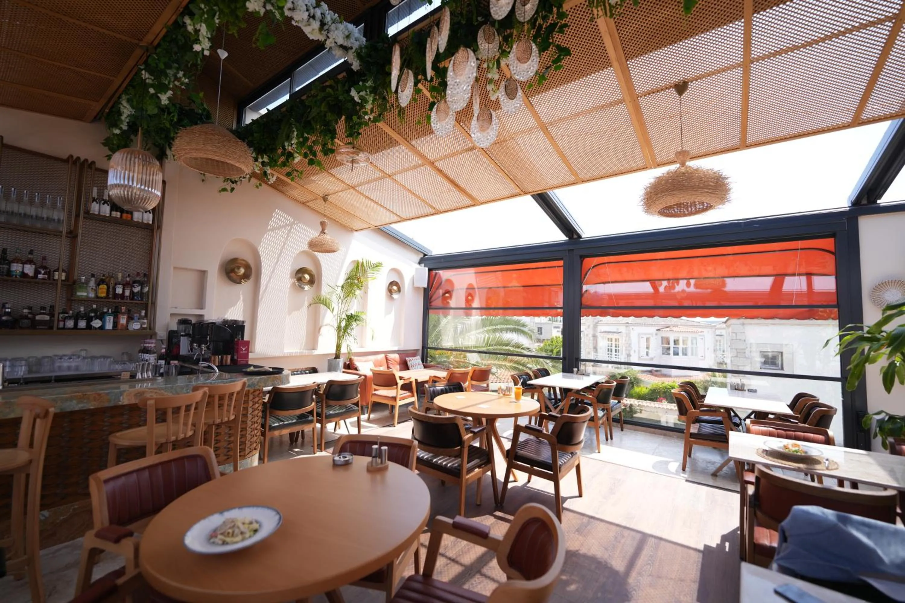 Restaurant/places to eat in Lal Azure Alaçatı