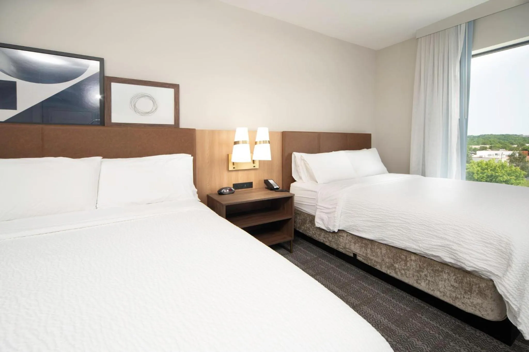 Photo of the whole room, Bed in Staybridge Suites - Cincinnati East - Milford by IHG