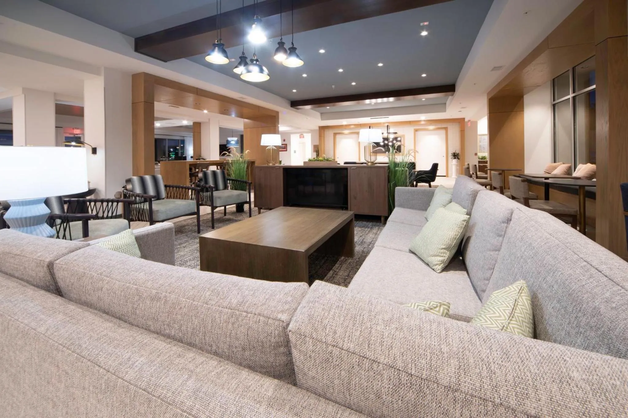 Property building in Staybridge Suites - Cincinnati East - Milford by IHG