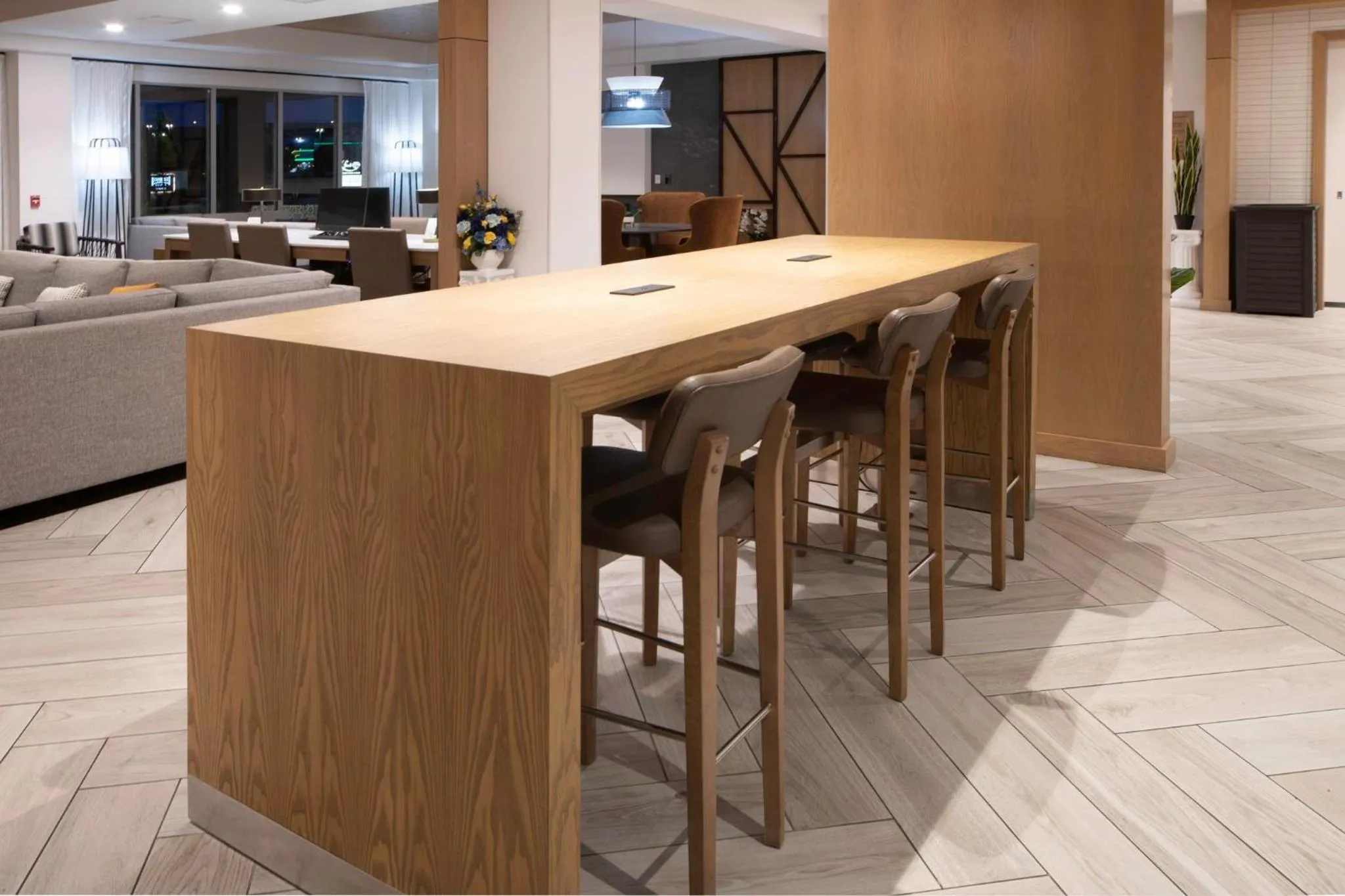 Property building in Staybridge Suites - Cincinnati East - Milford by IHG