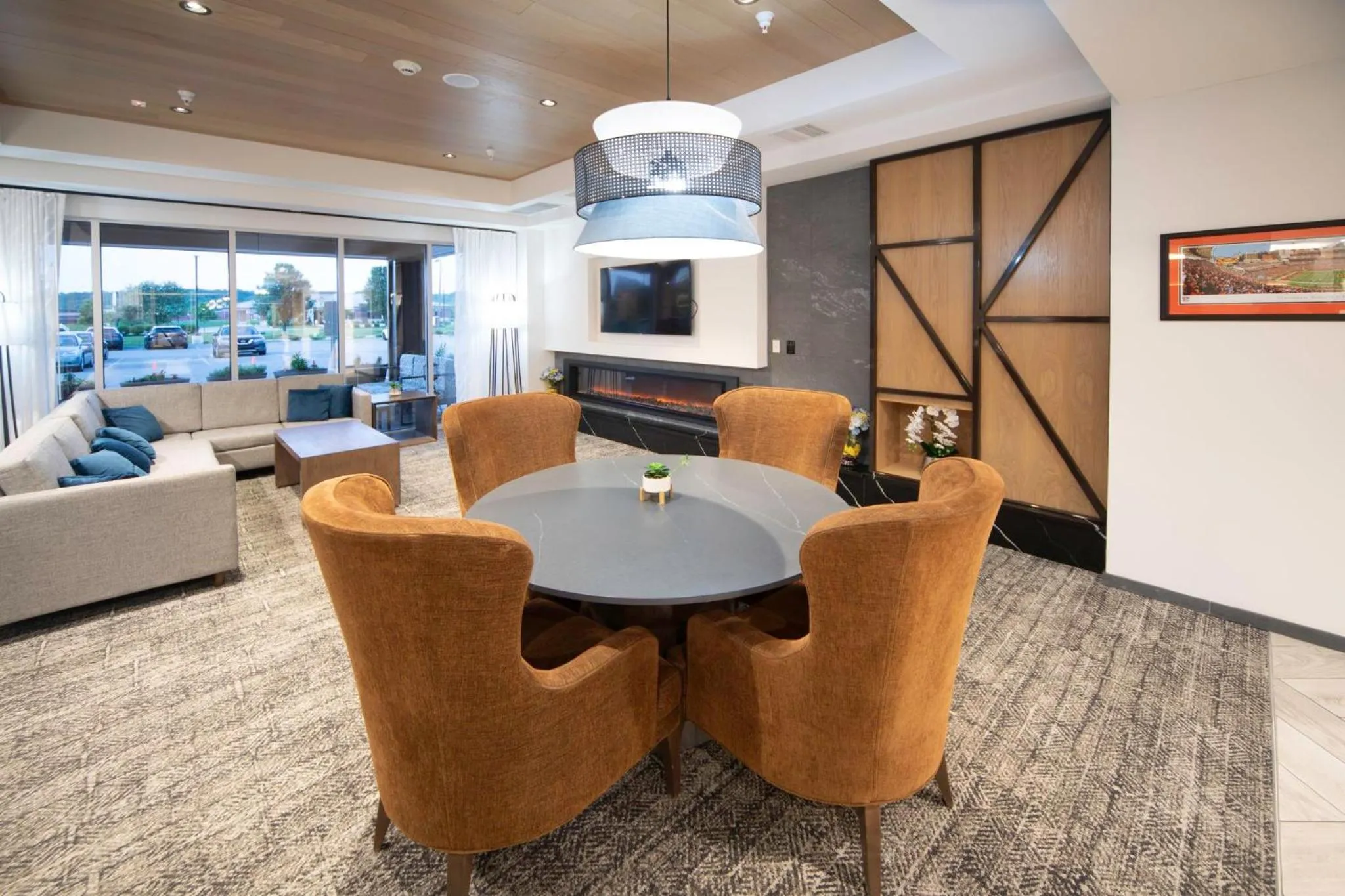 Property building in Staybridge Suites - Cincinnati East - Milford by IHG