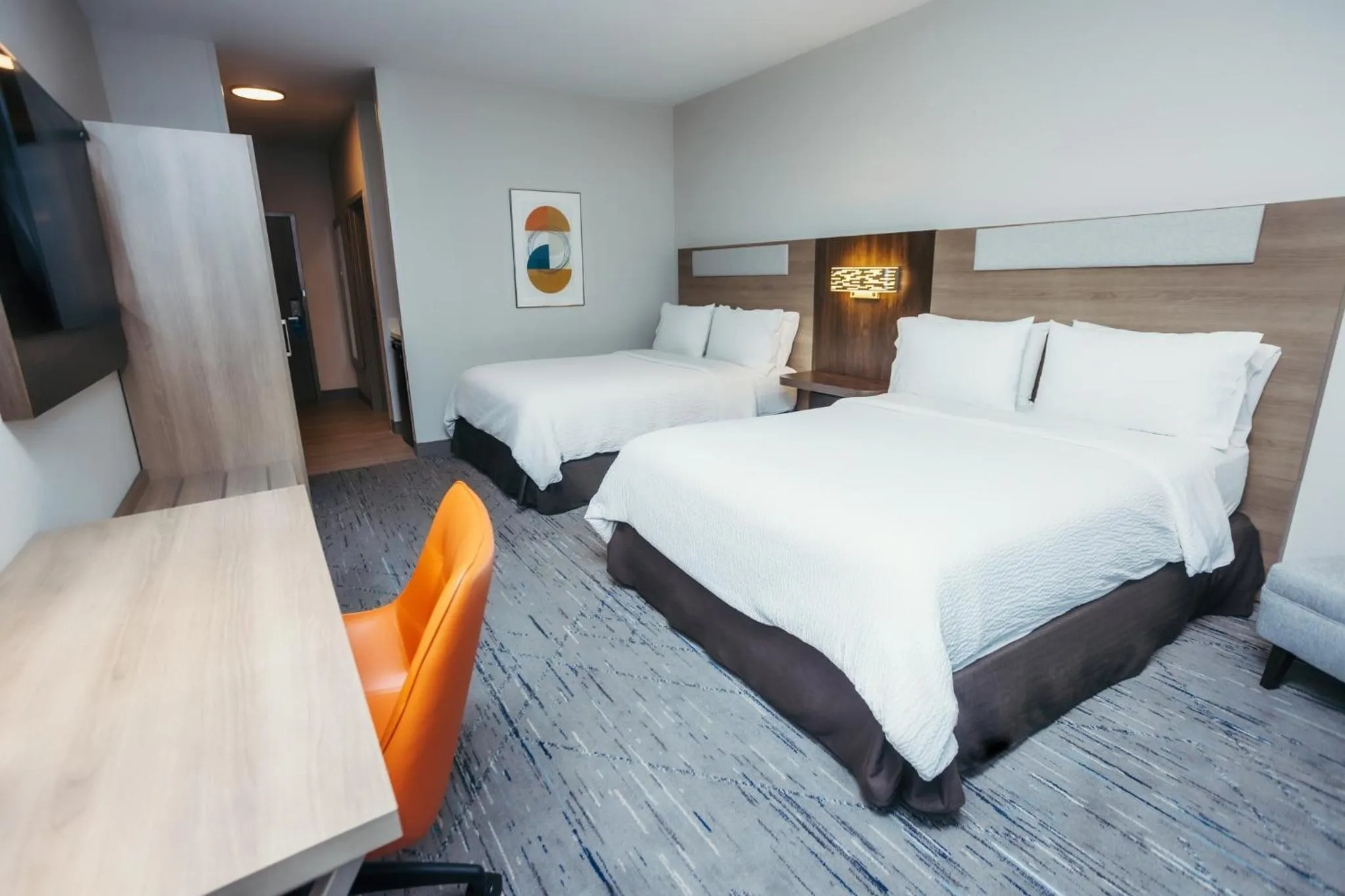 Photo of the whole room, Bed in Holiday Inn Express - Des Moines - Ankeny by IHG
