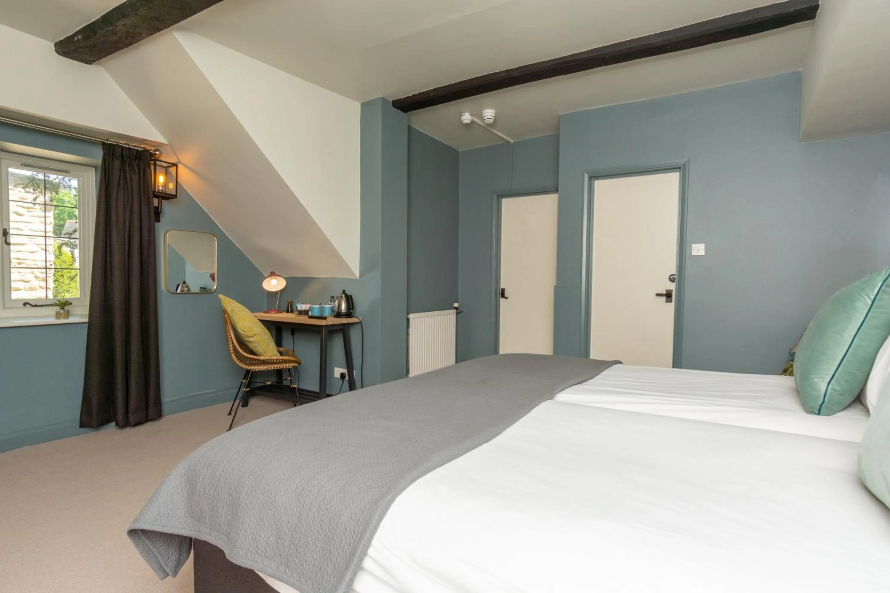 Bedroom in Jersey Arms Hotel Bicester