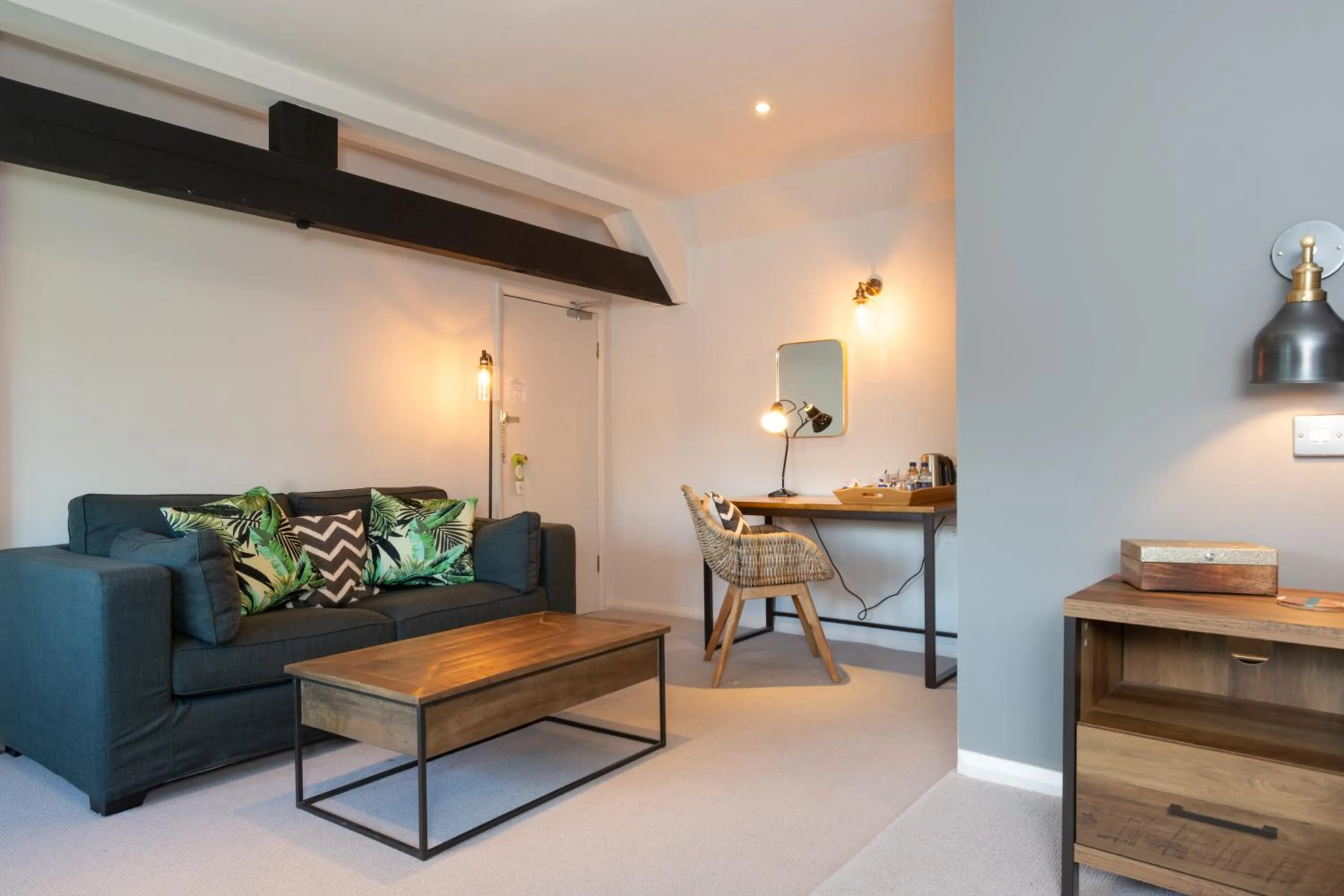 Seating area in Jersey Arms Hotel Bicester