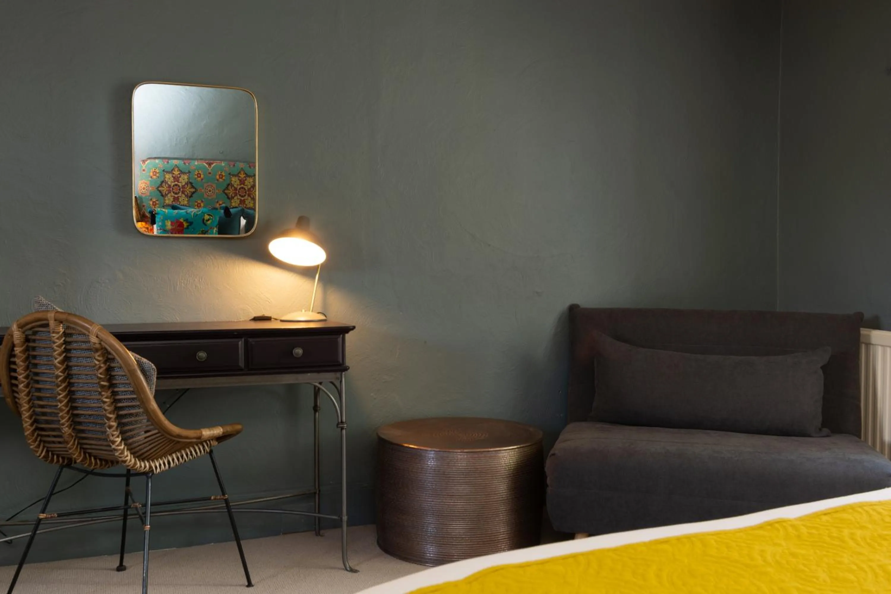 Seating area in Jersey Arms Hotel Bicester