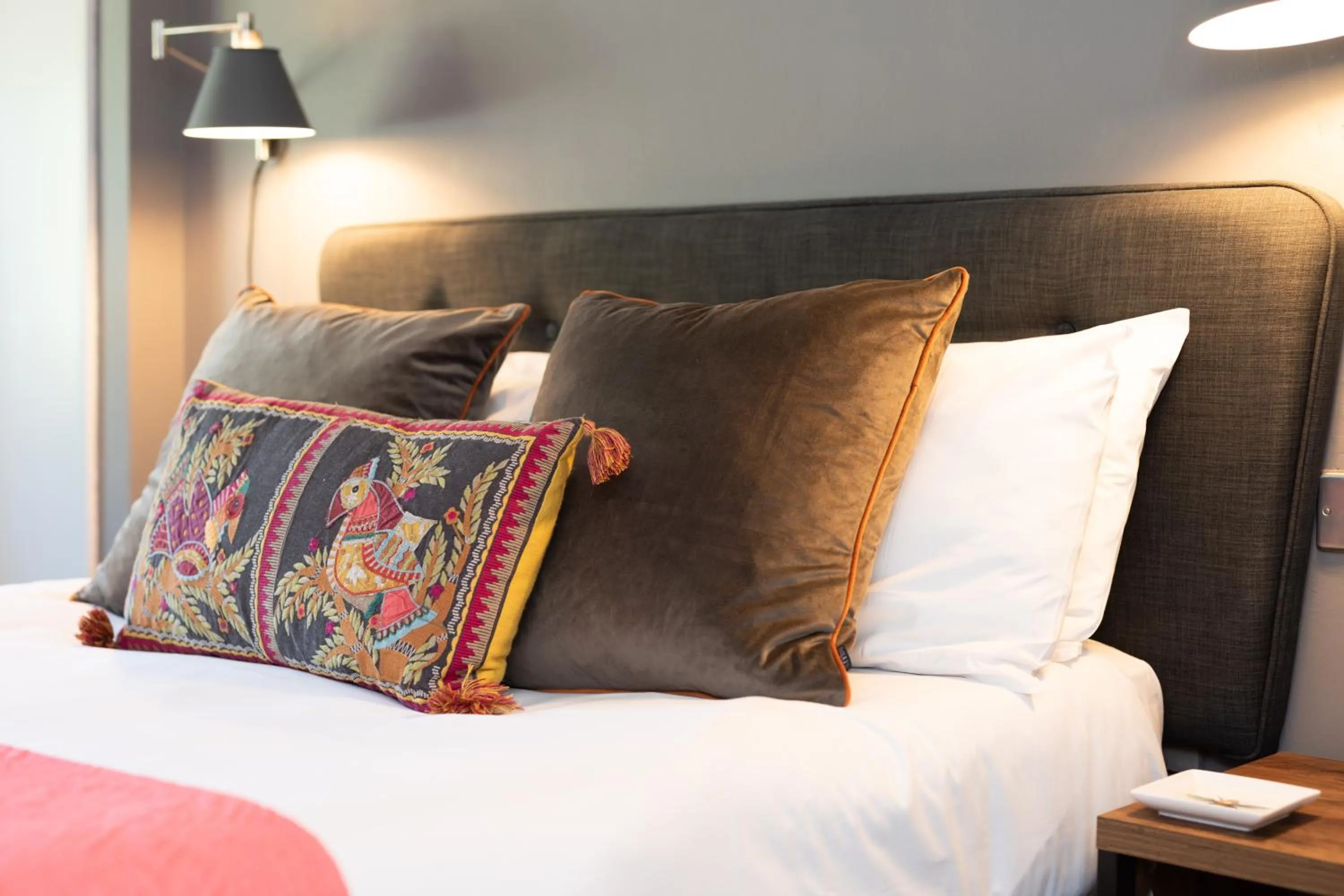 Bed in Jersey Arms Hotel Bicester