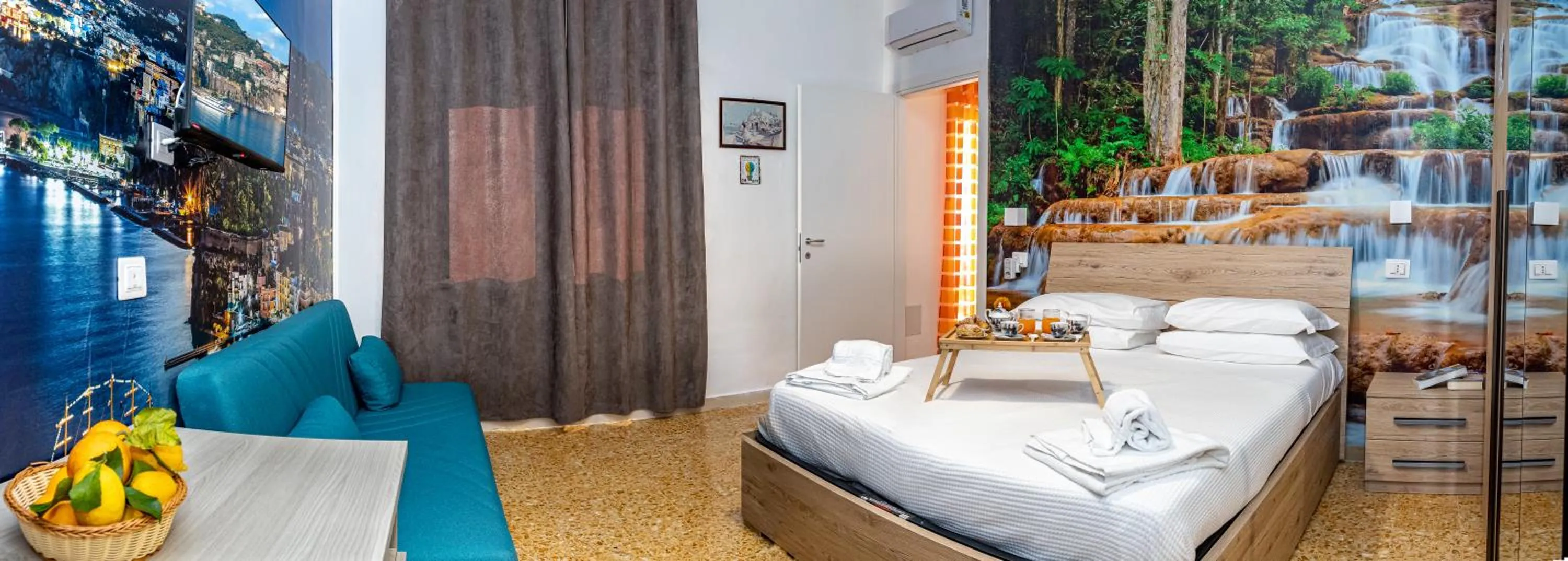 Bed in Sorrento Mahal Kita Lovely 6-Bed in Sorrento