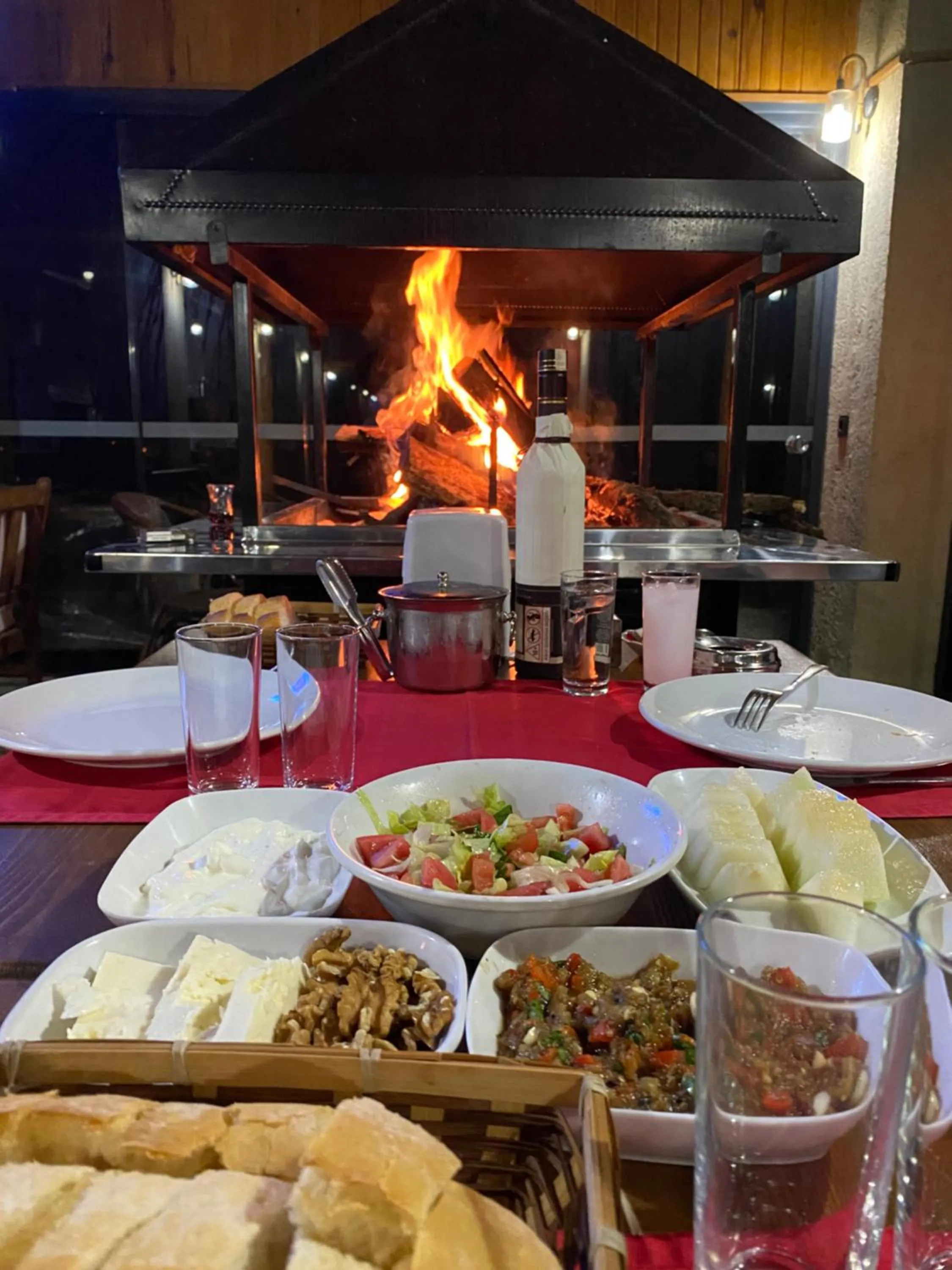 Dinner in Maison Green Hill Hobbit Villas & Boutique Hotel