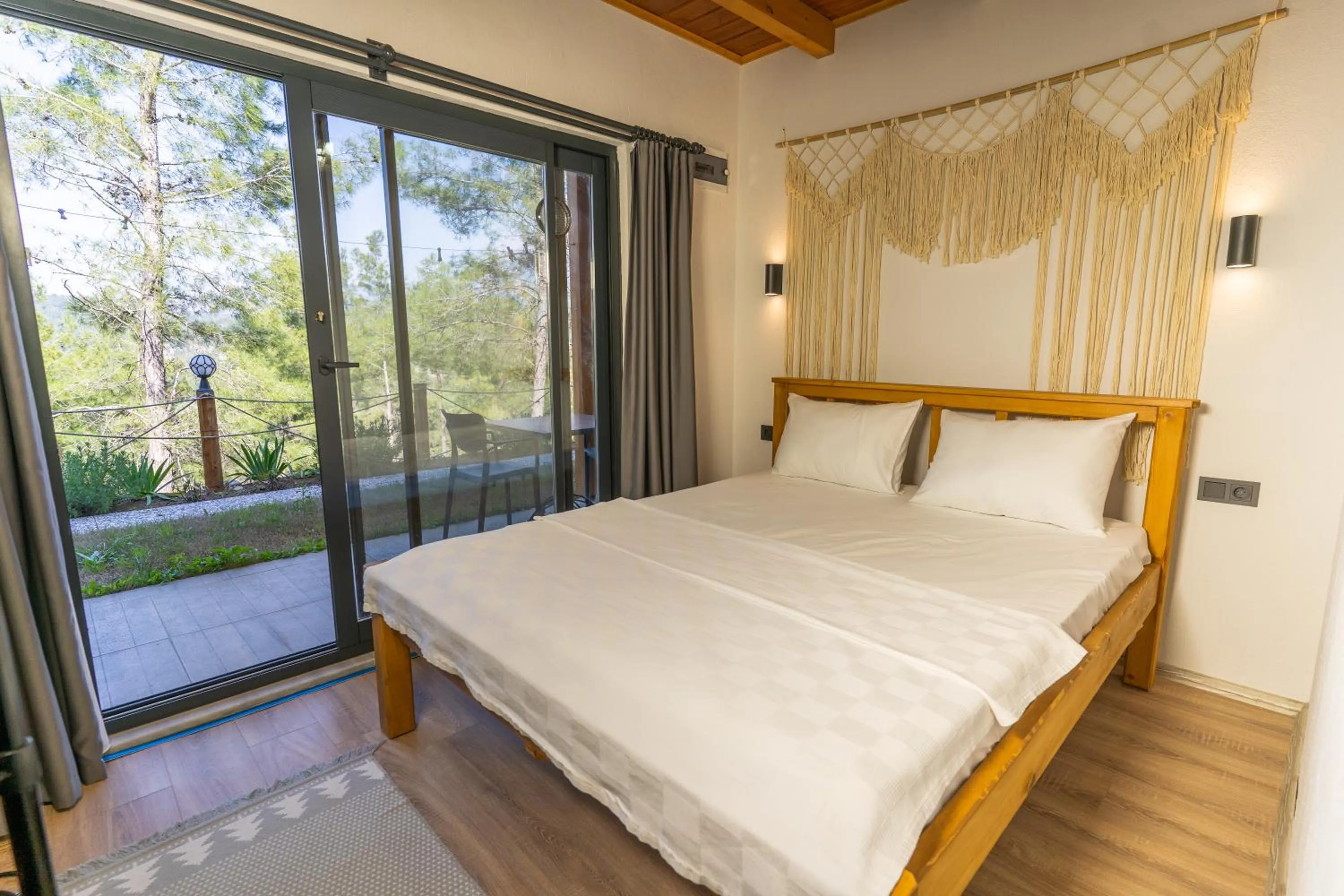 Bedroom, Bed in Maison Green Hill Hobbit Villas & Boutique Hotel