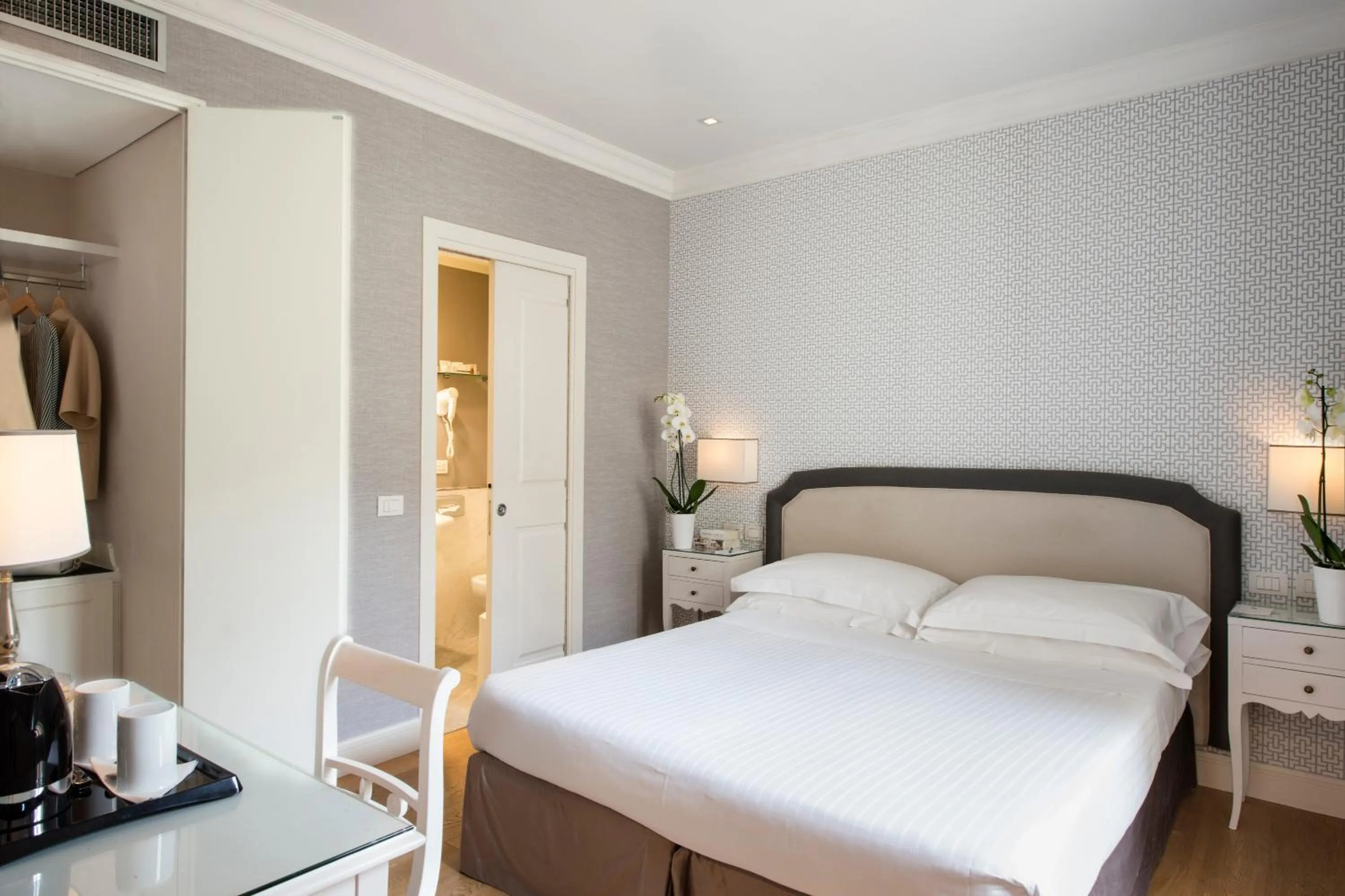 Bedroom, Bed in Hotel Rapallo