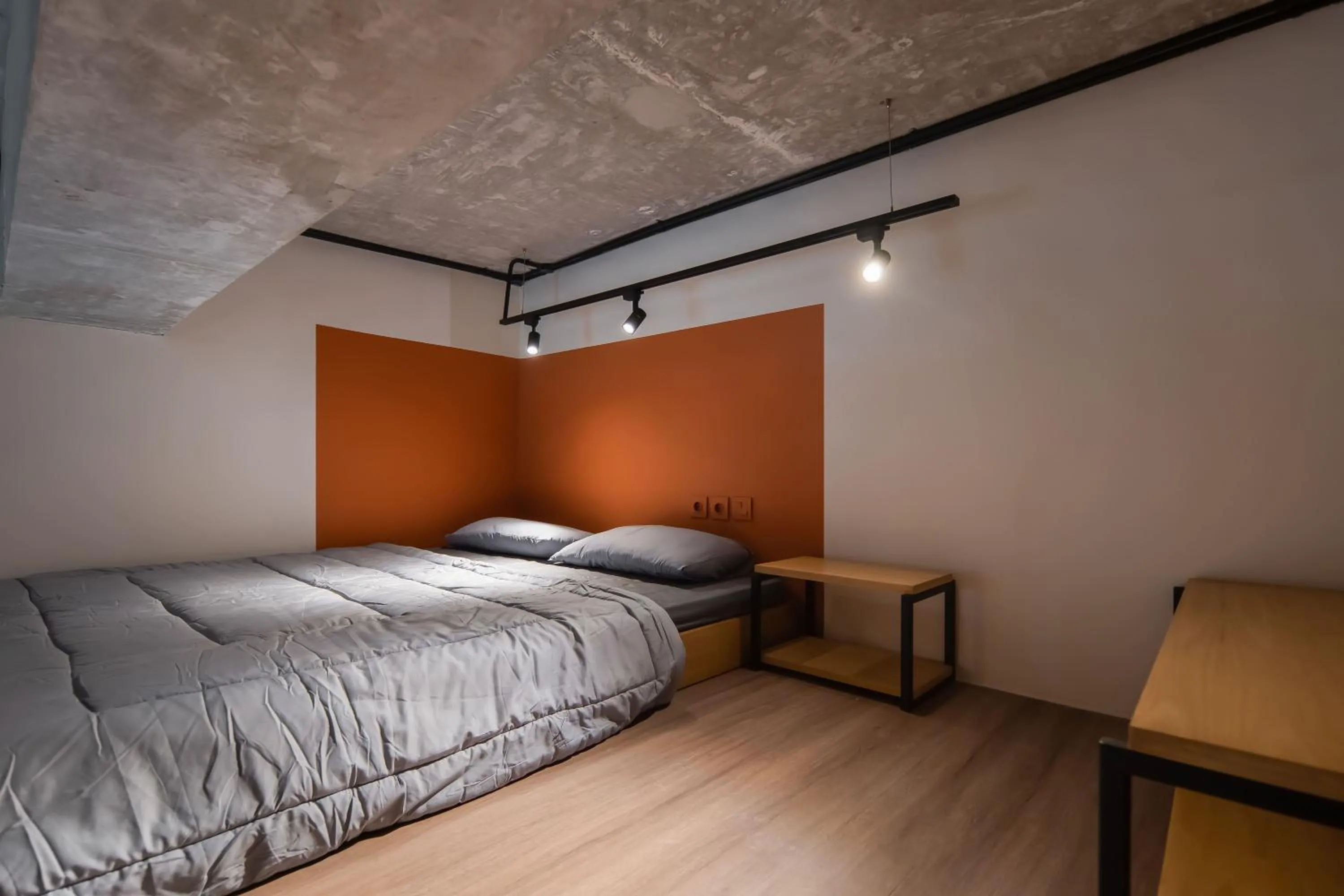 Bed in Cove Hillcrest