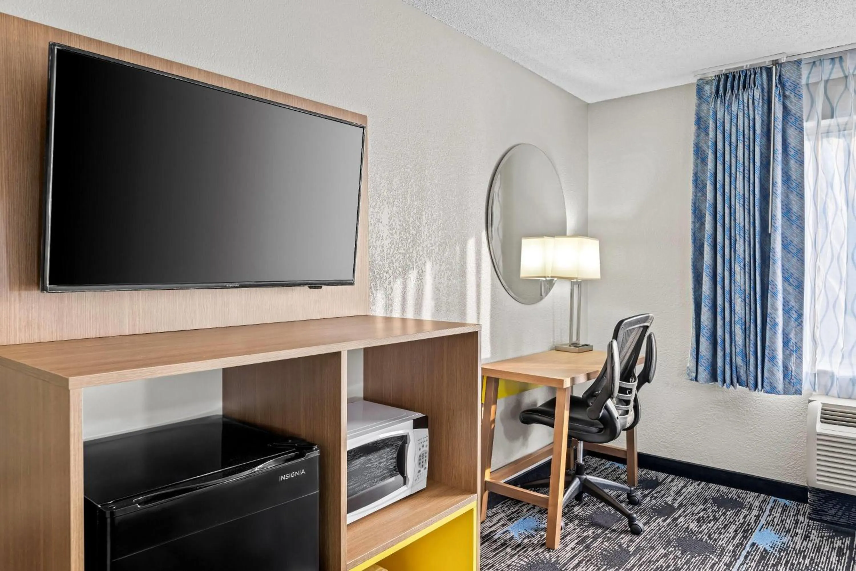 Bed in Days Inn by Wyndham Chattanooga/Hamilton Place