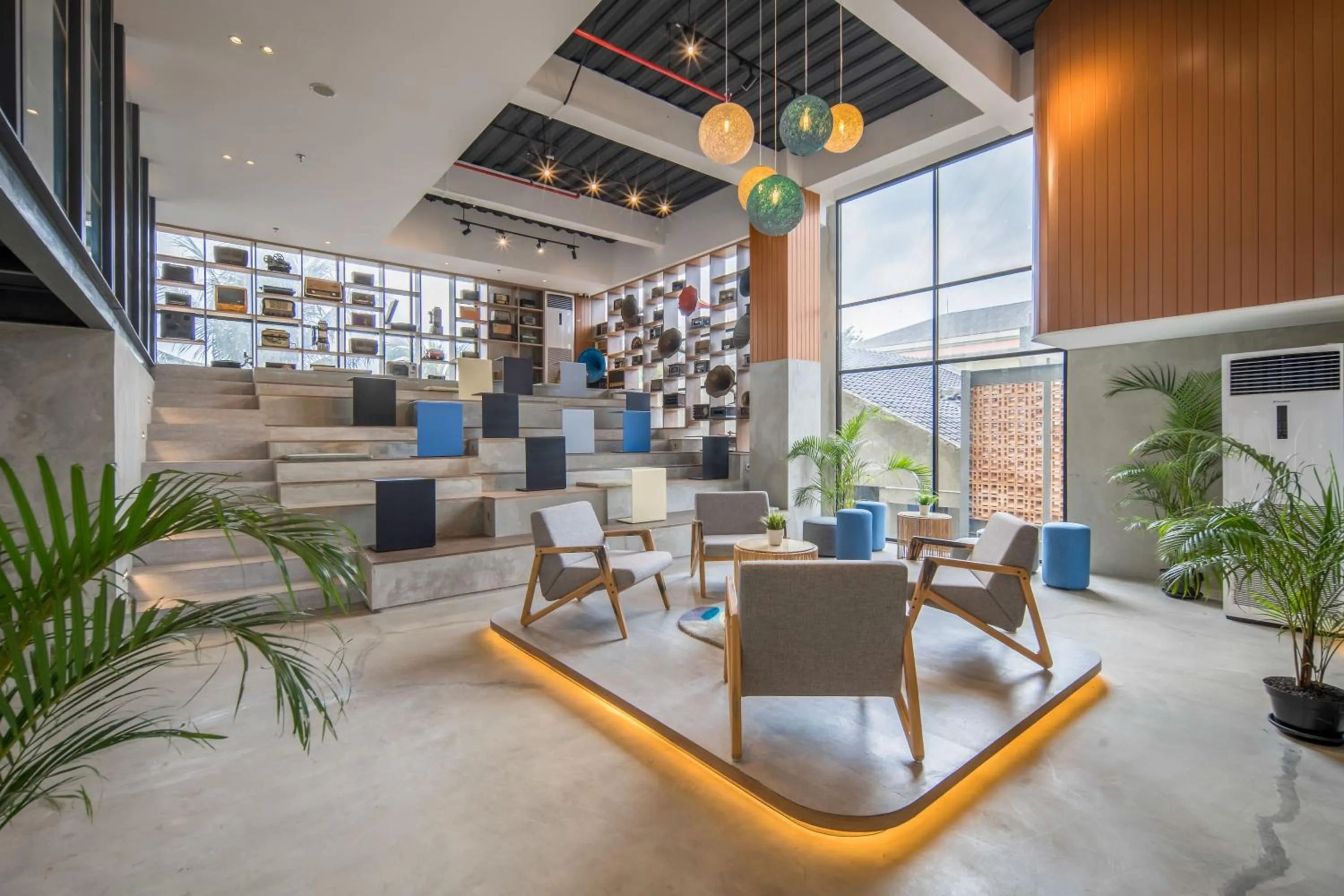 Seating area in Cove Prima