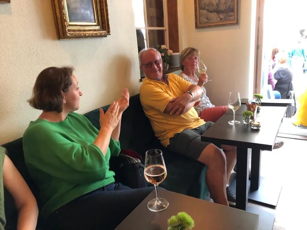 group of guests in Hotel und Restaurant Neuhauser