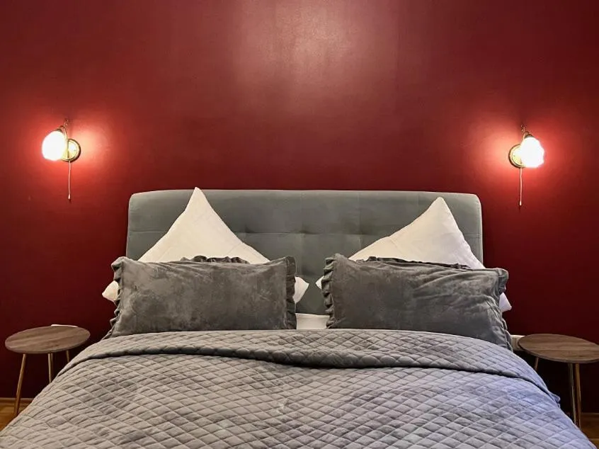 Photo of the whole room, Bed in Hotel und Restaurant Neuhauser