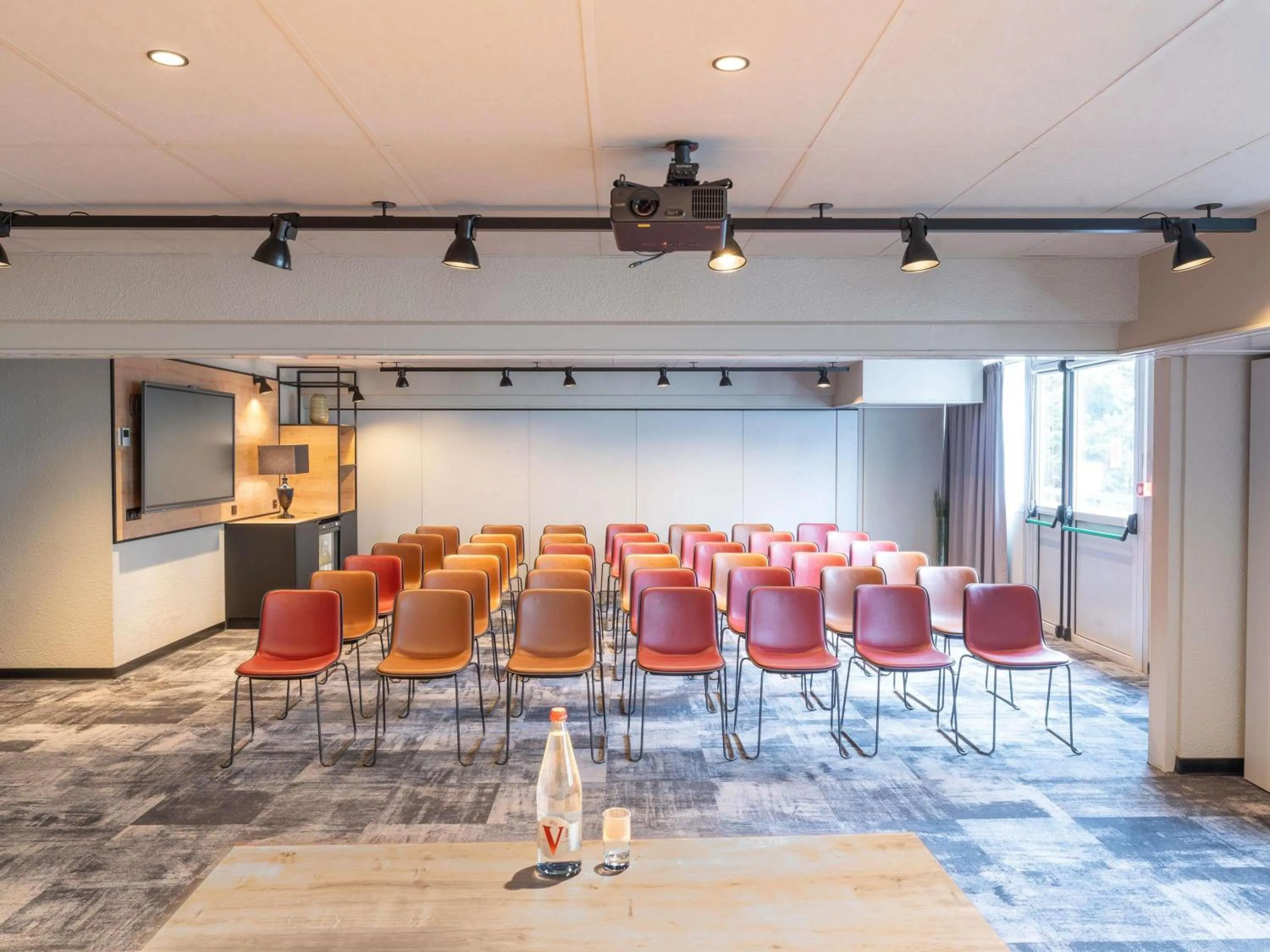 Meeting/conference room in ibis Paris Nord Porte de Saint Ouen