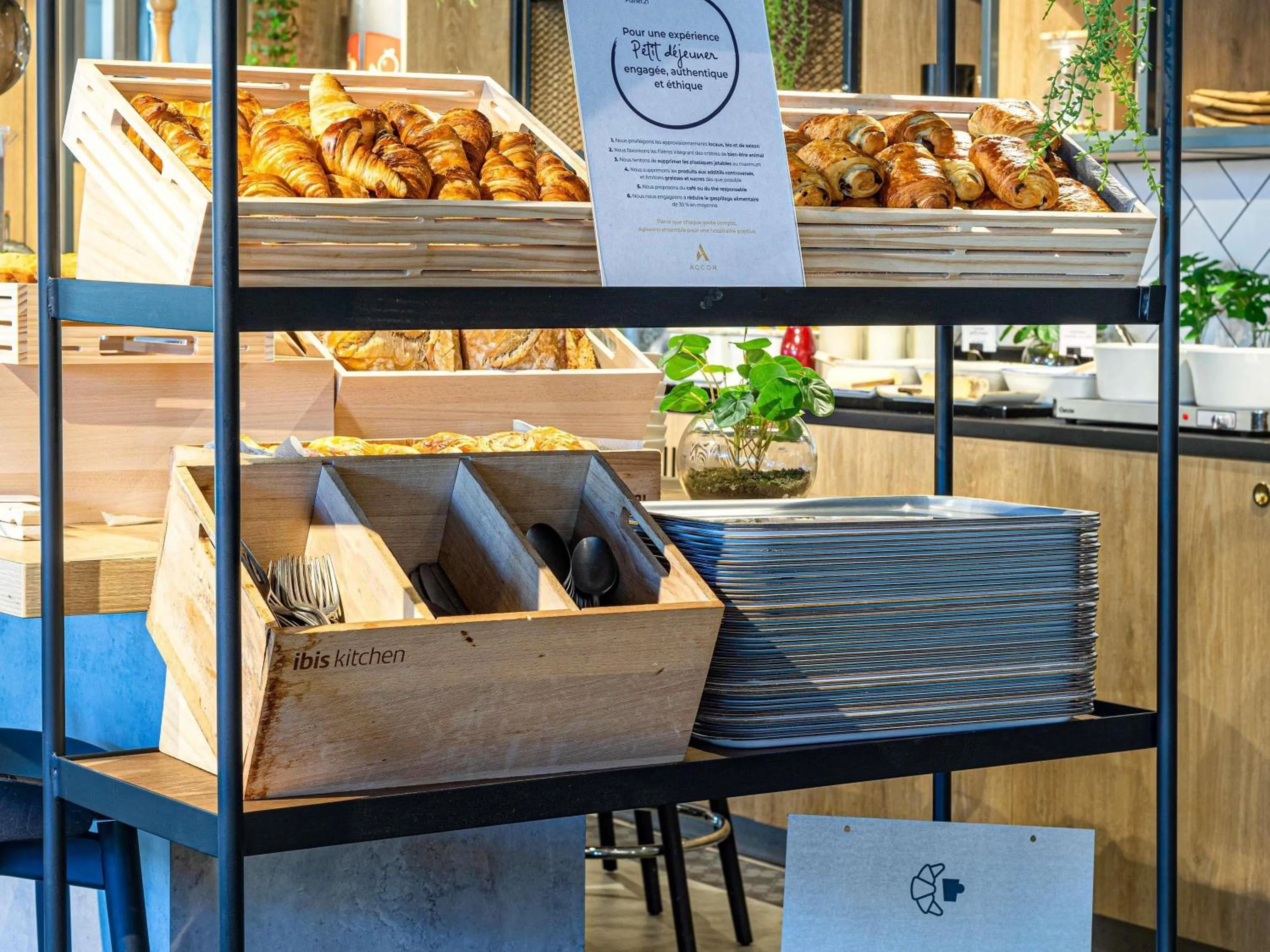 Breakfast in ibis Paris Nord Porte de Saint Ouen