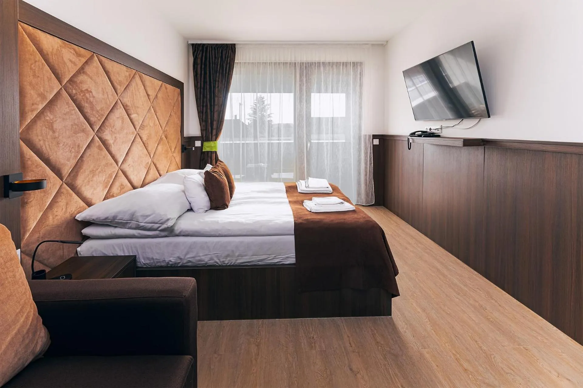 Bed in Park Hotel Bük-Bükfürdő