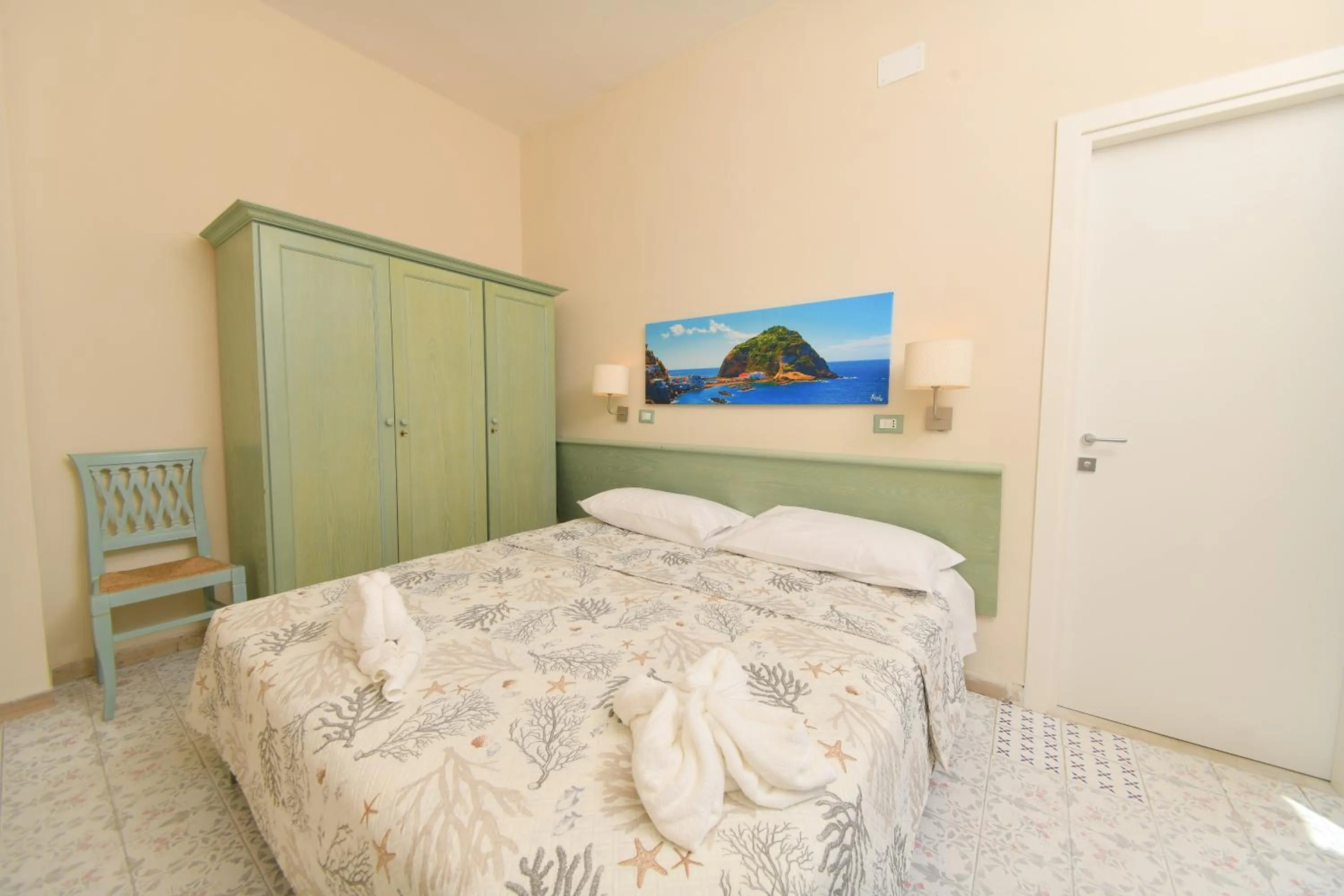 Photo of the whole room, Bed in Albergo Atlantic
