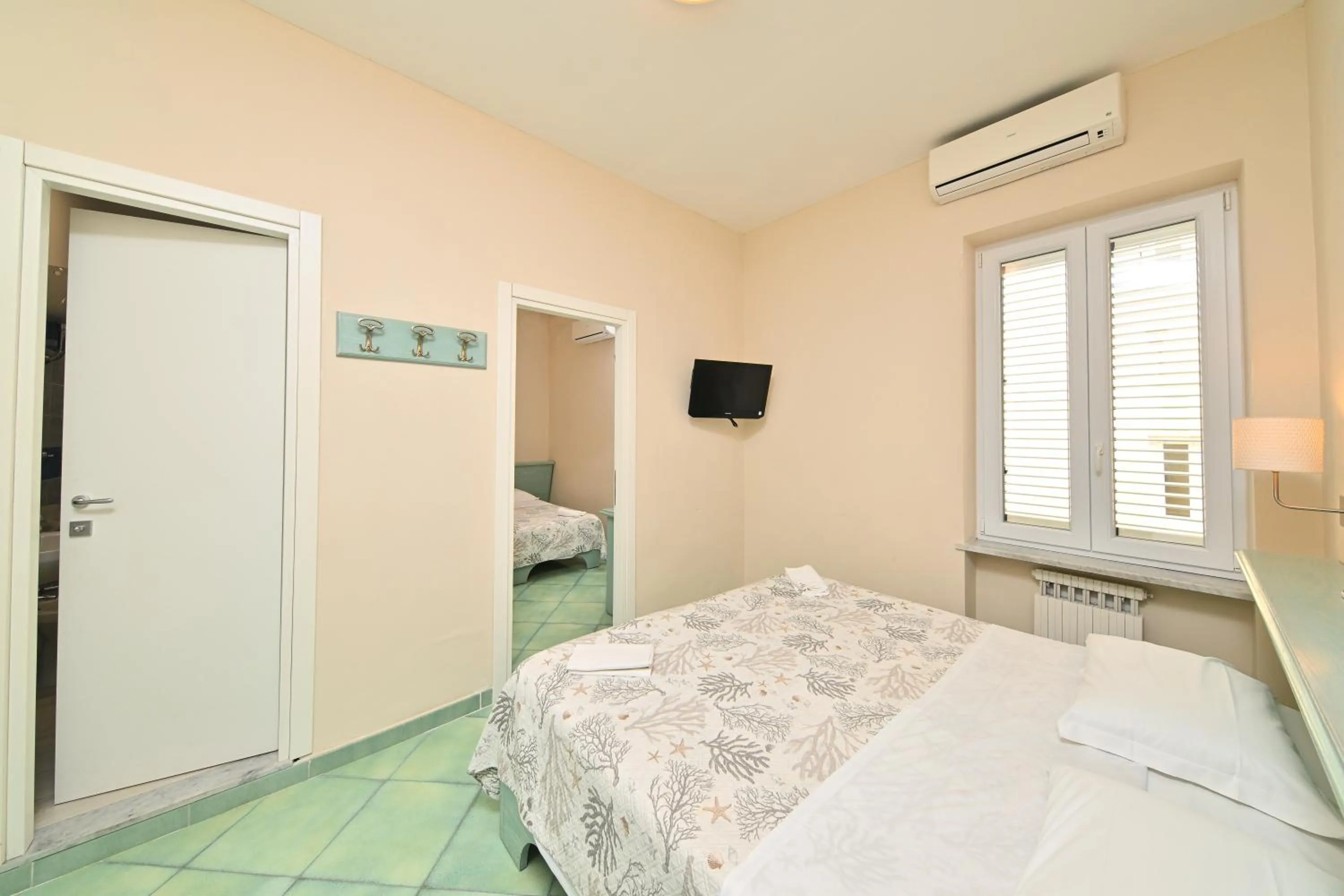 Bedroom, Bed in Albergo Atlantic