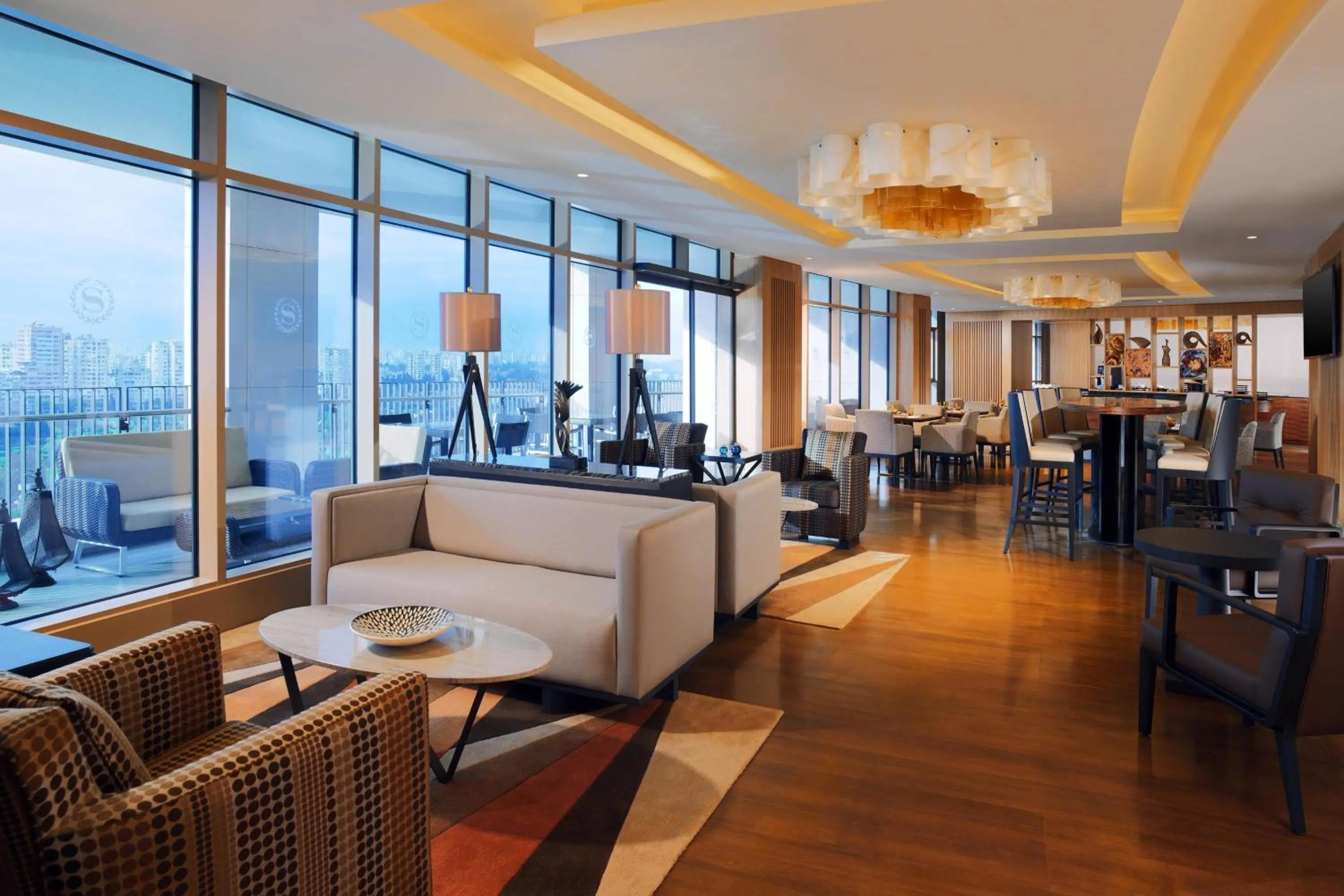 Lounge or bar in Sheraton Grand Adana