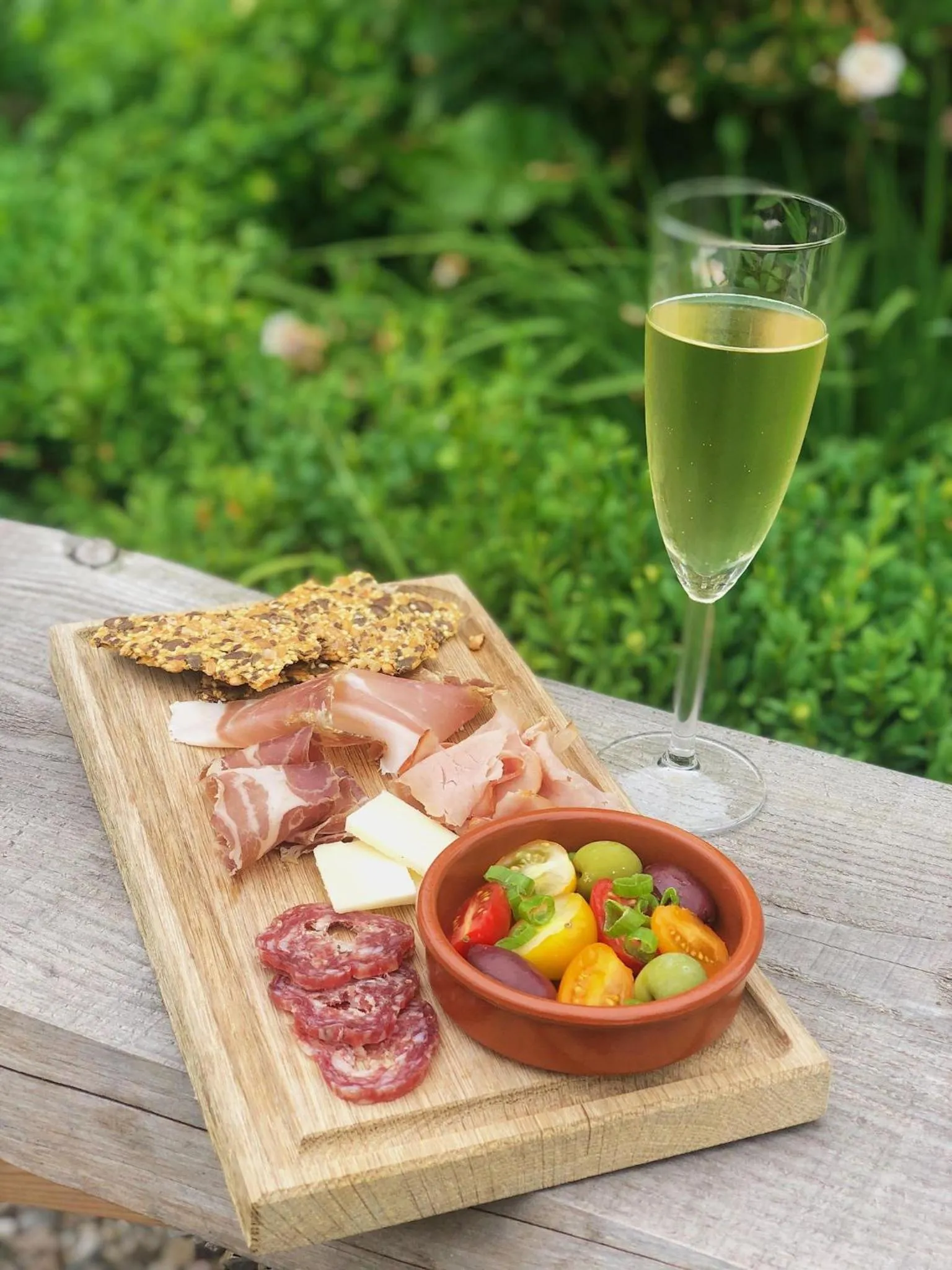 Restaurant/places to eat in Farmors Lycka