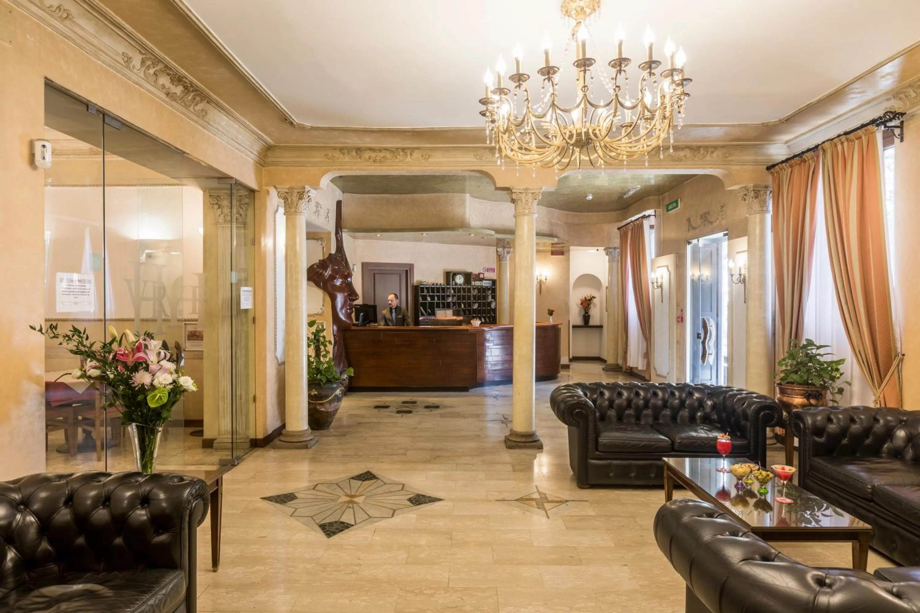 Lobby or reception in Hotel Villa Rosa