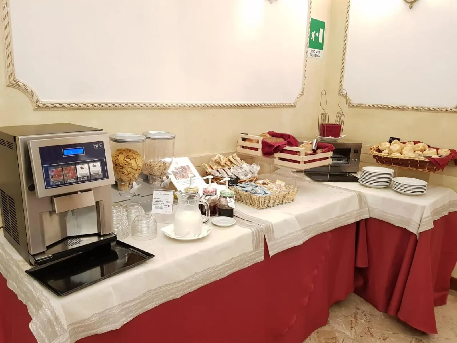 Restaurant/places to eat in Hotel Villa Rosa