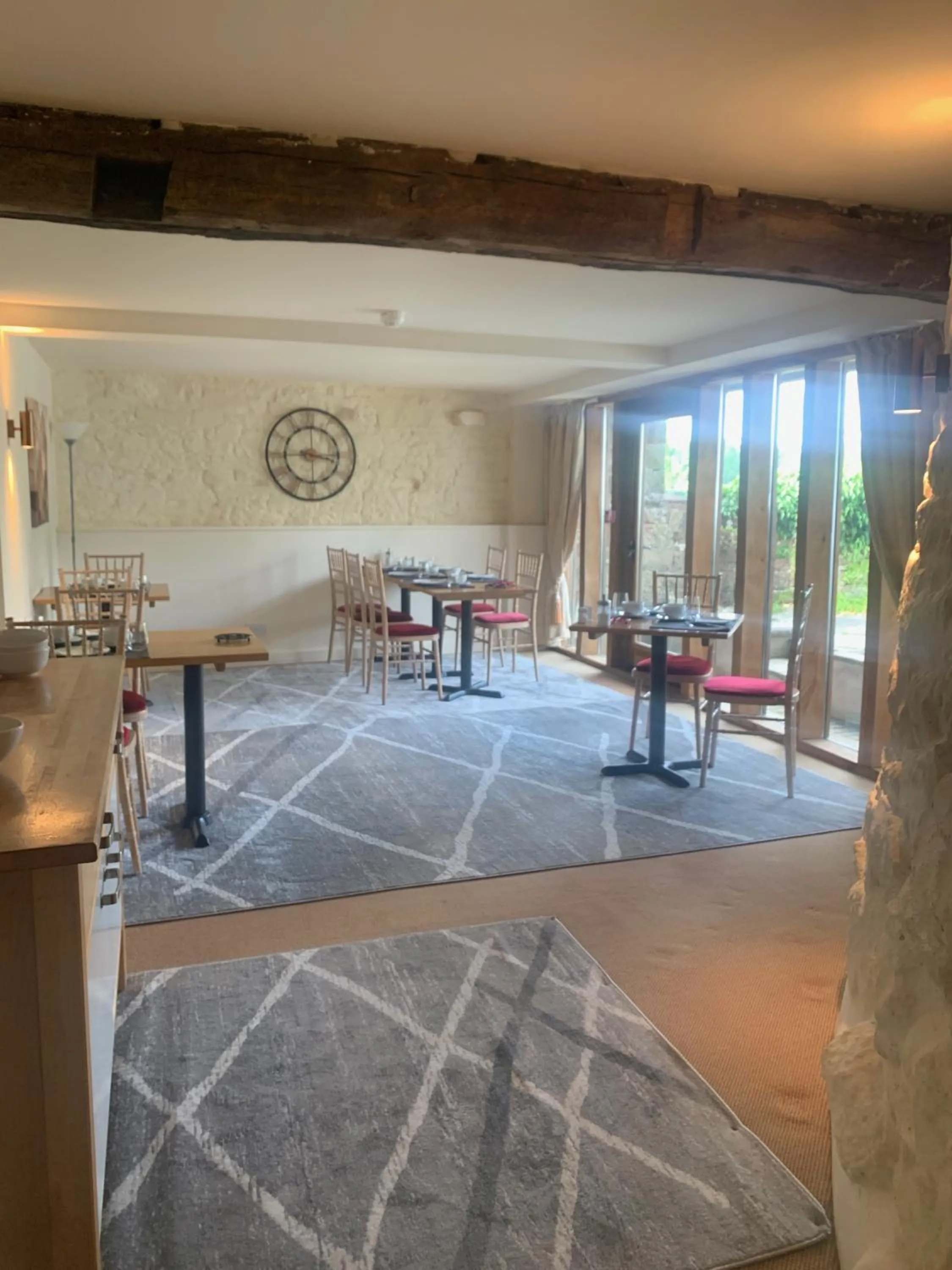 Breakfast in Fiddleback Farm