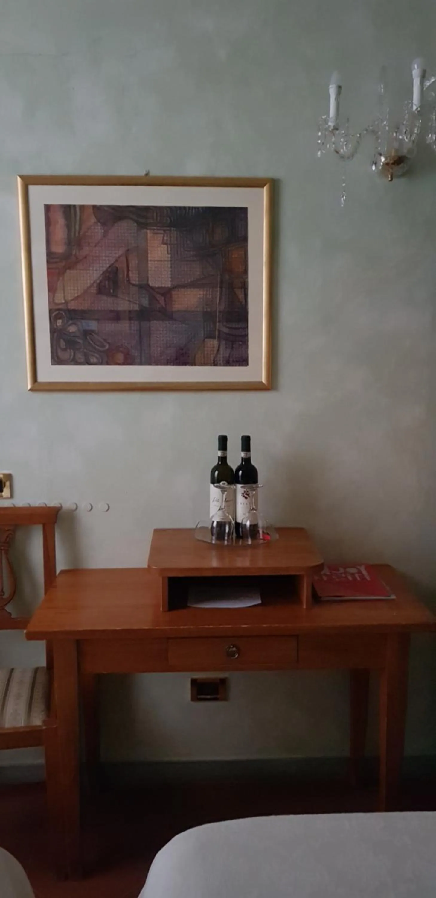 room service in B&B Palazzo Al Torrione 2