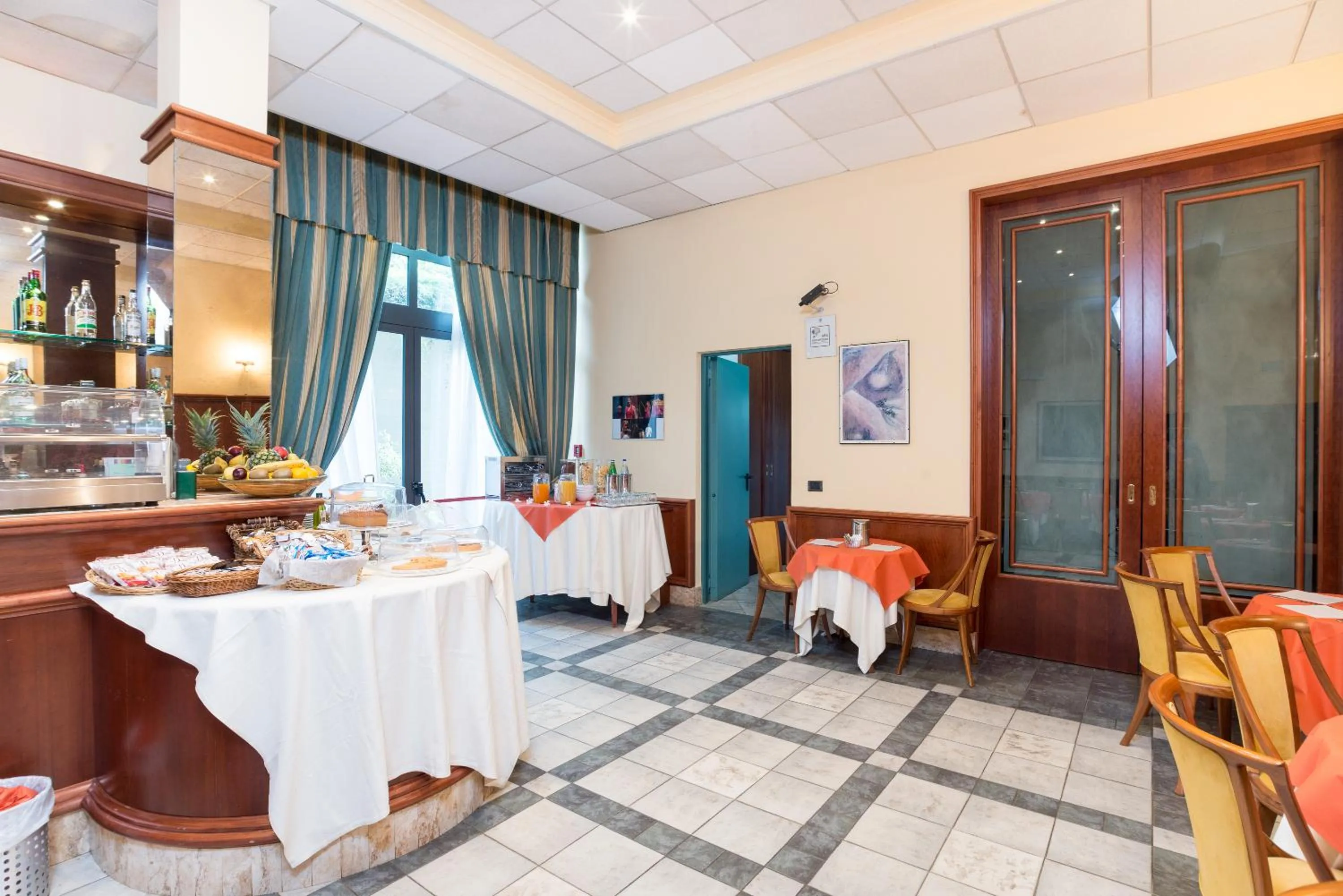 Lounge or bar in Terra Umbra Hotel