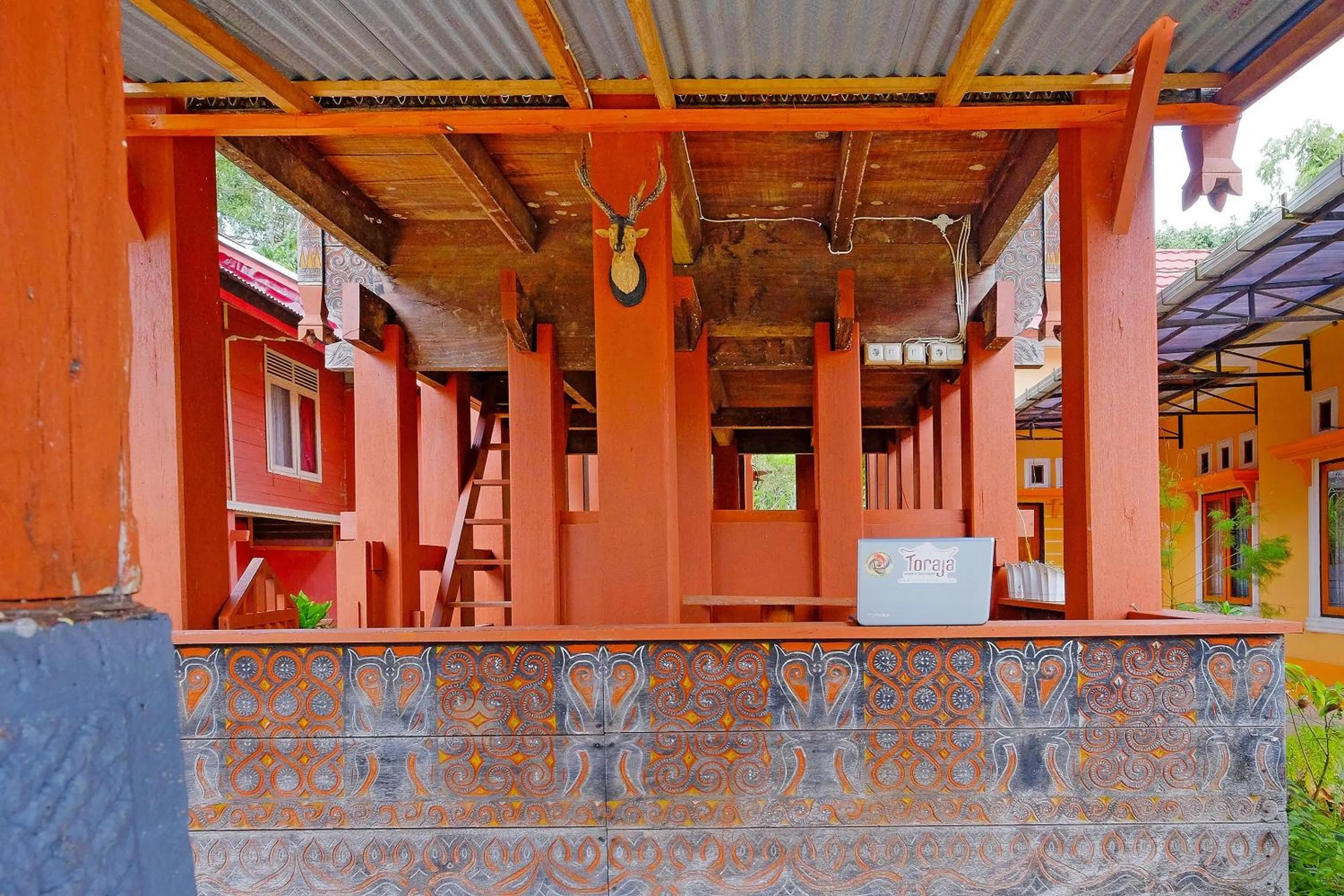 Lobby or reception in Hotel O Tatto Bara Homestay Near Tongkonan Payung Pangden