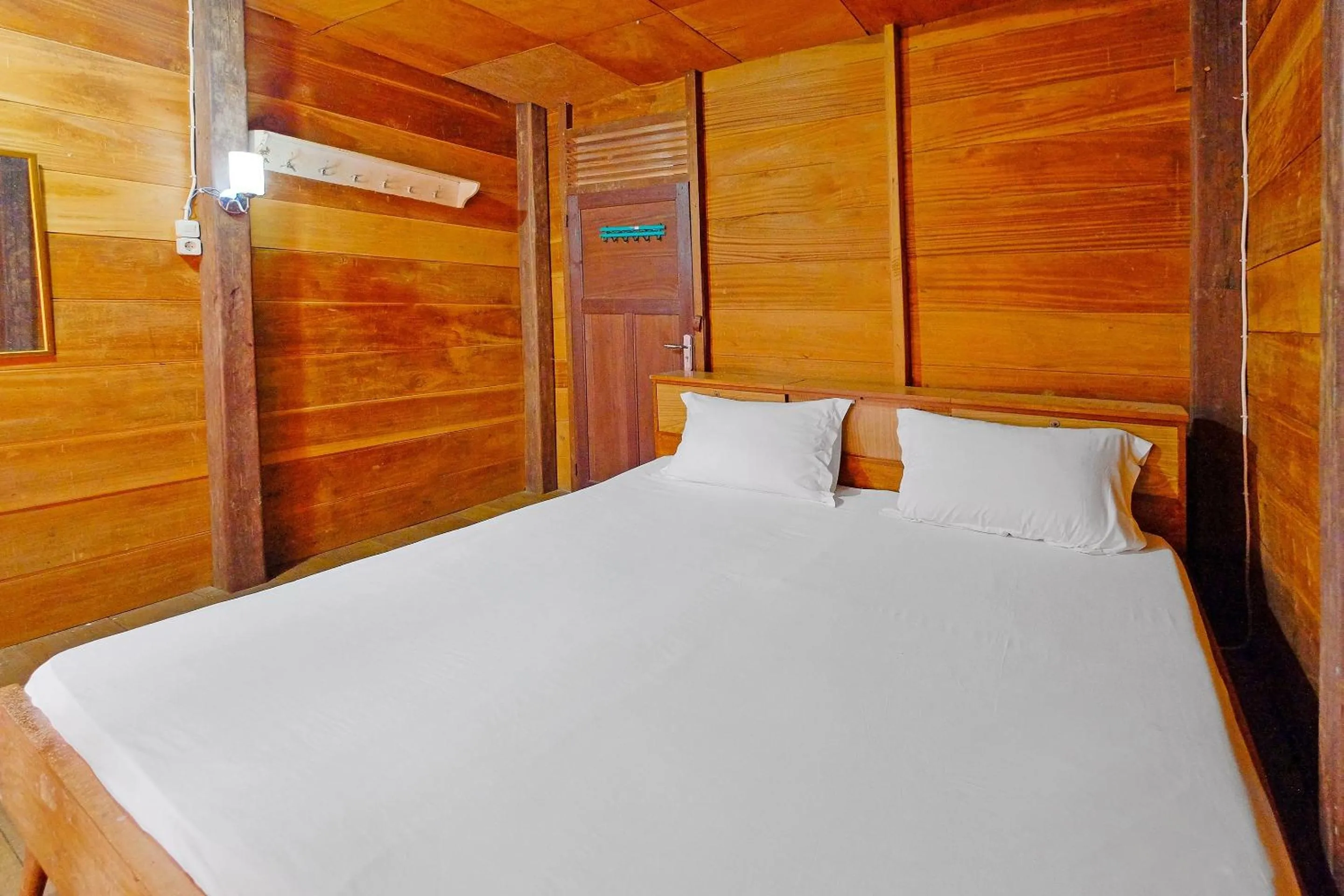 Bedroom, Bed in Hotel O Tatto Bara Homestay Near Tongkonan Payung Pangden