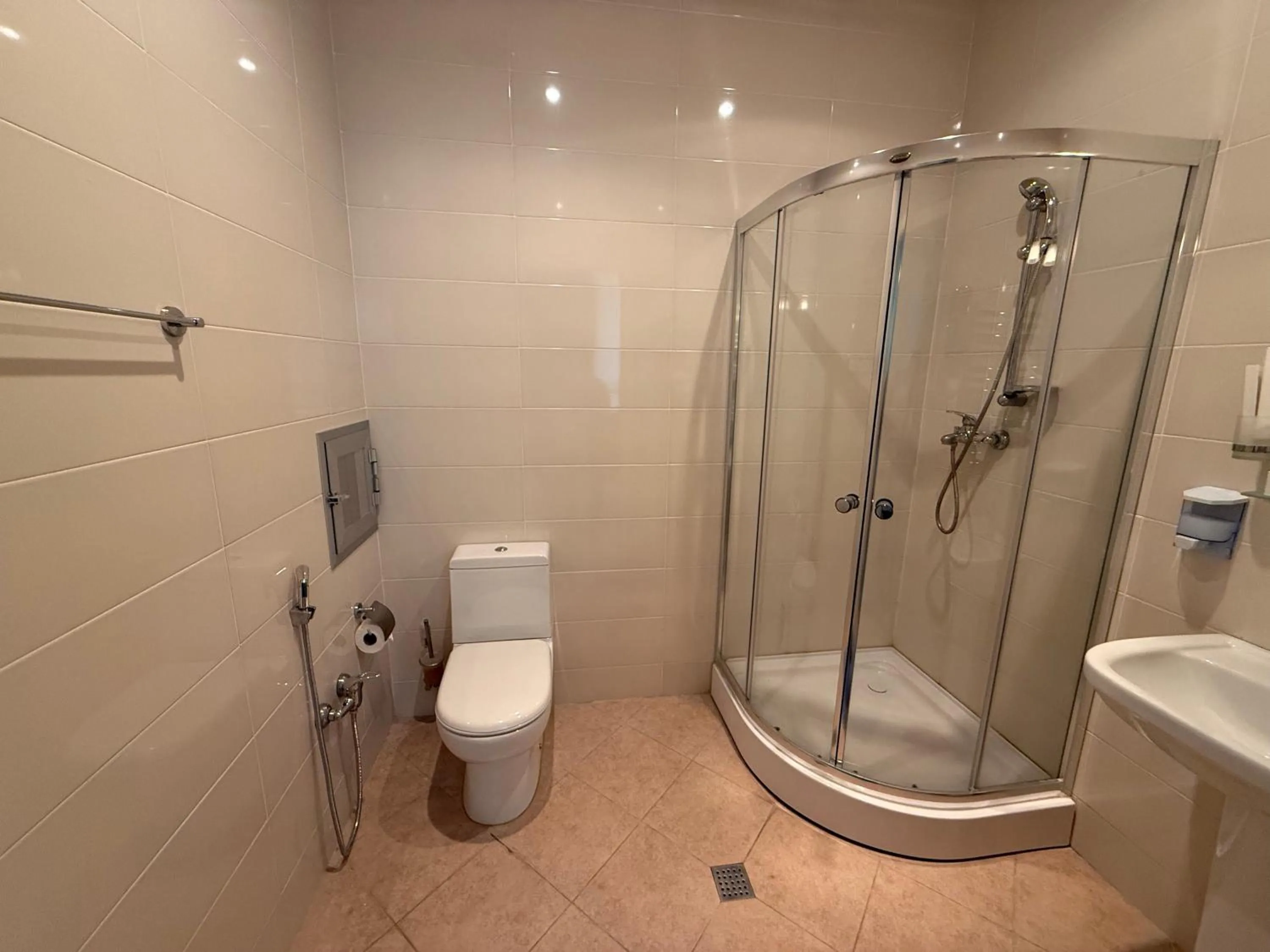 Shower in Chukhur Gabala Museum Hotel