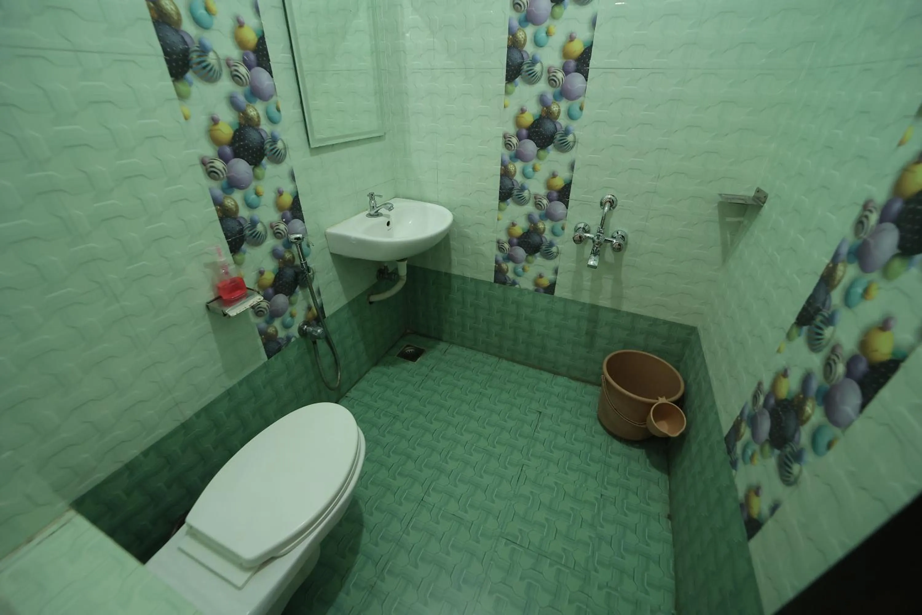 Bathroom in French Breeze Residency
