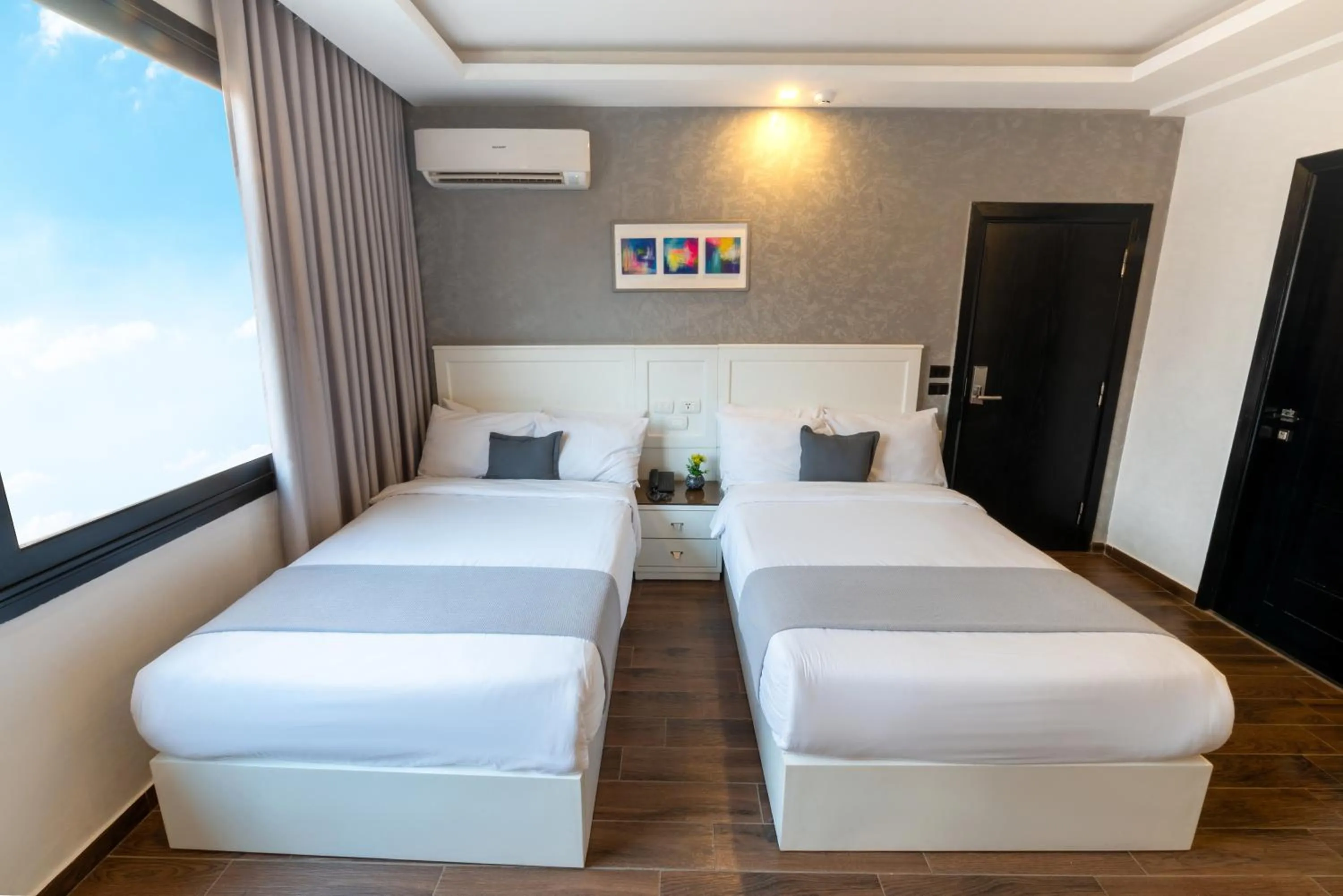 Bed in Nile Villa Hotel