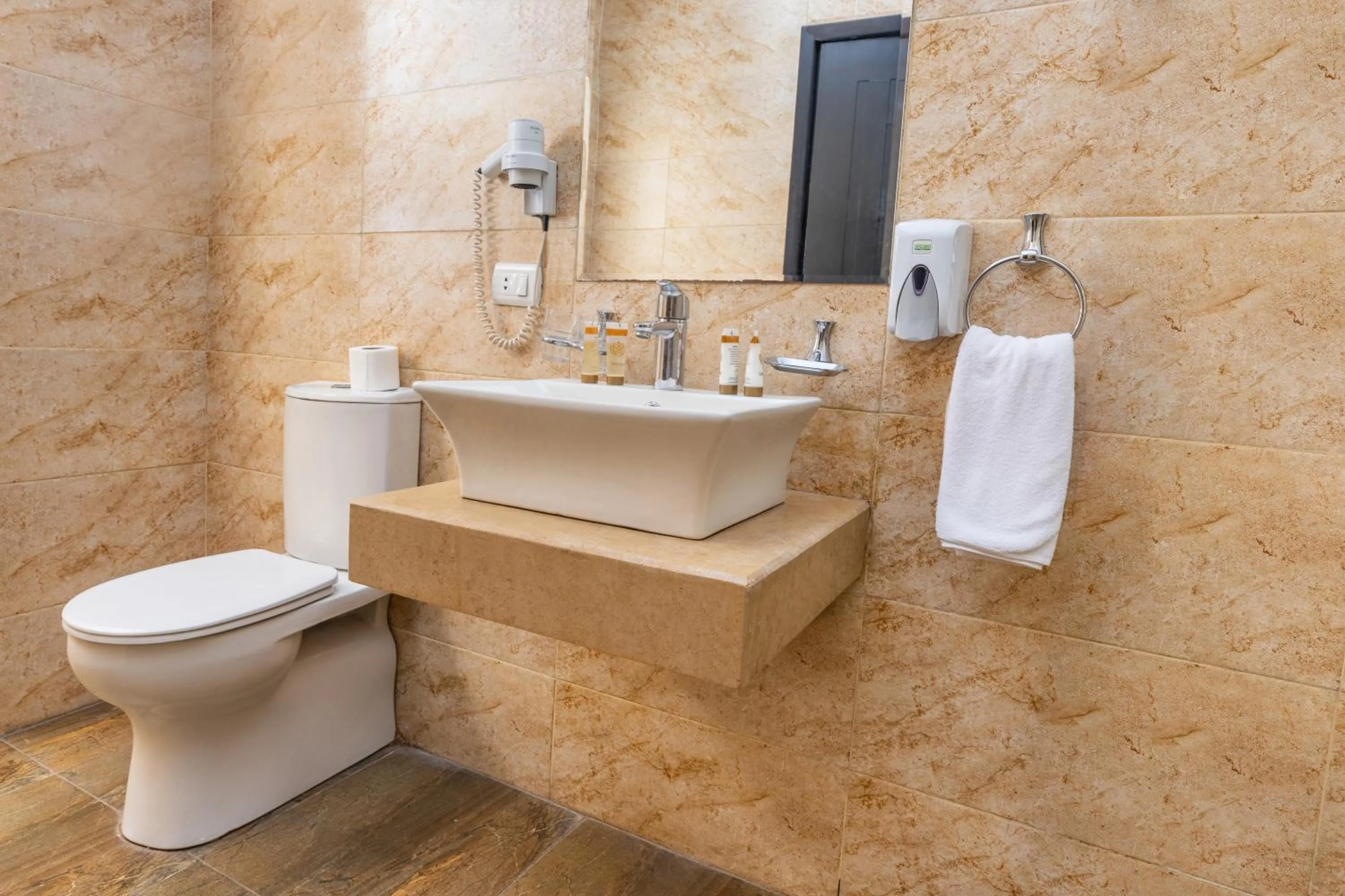 Bathroom in Nile Villa Hotel