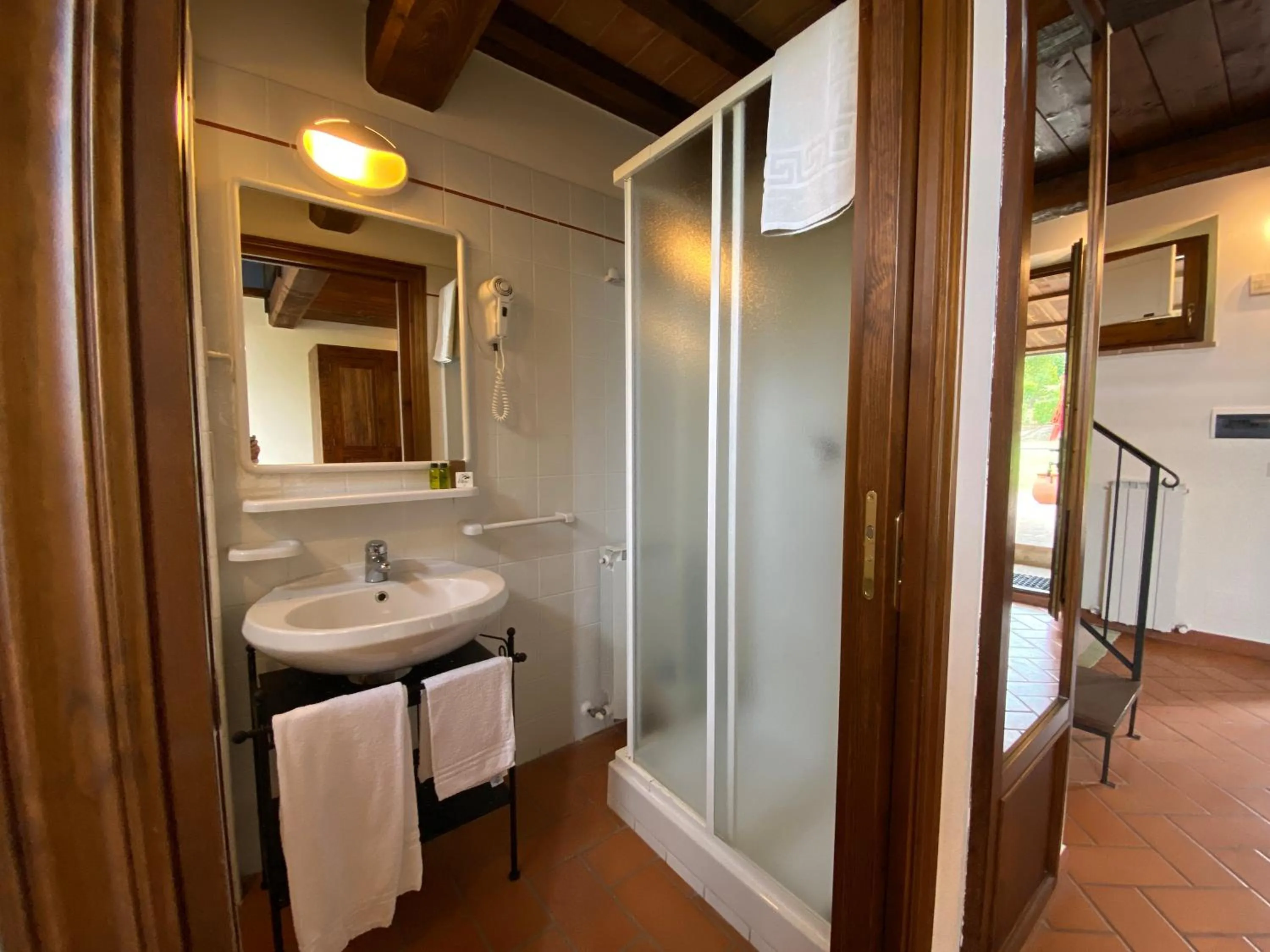 Shower in Agriturismo Tenuta Badia