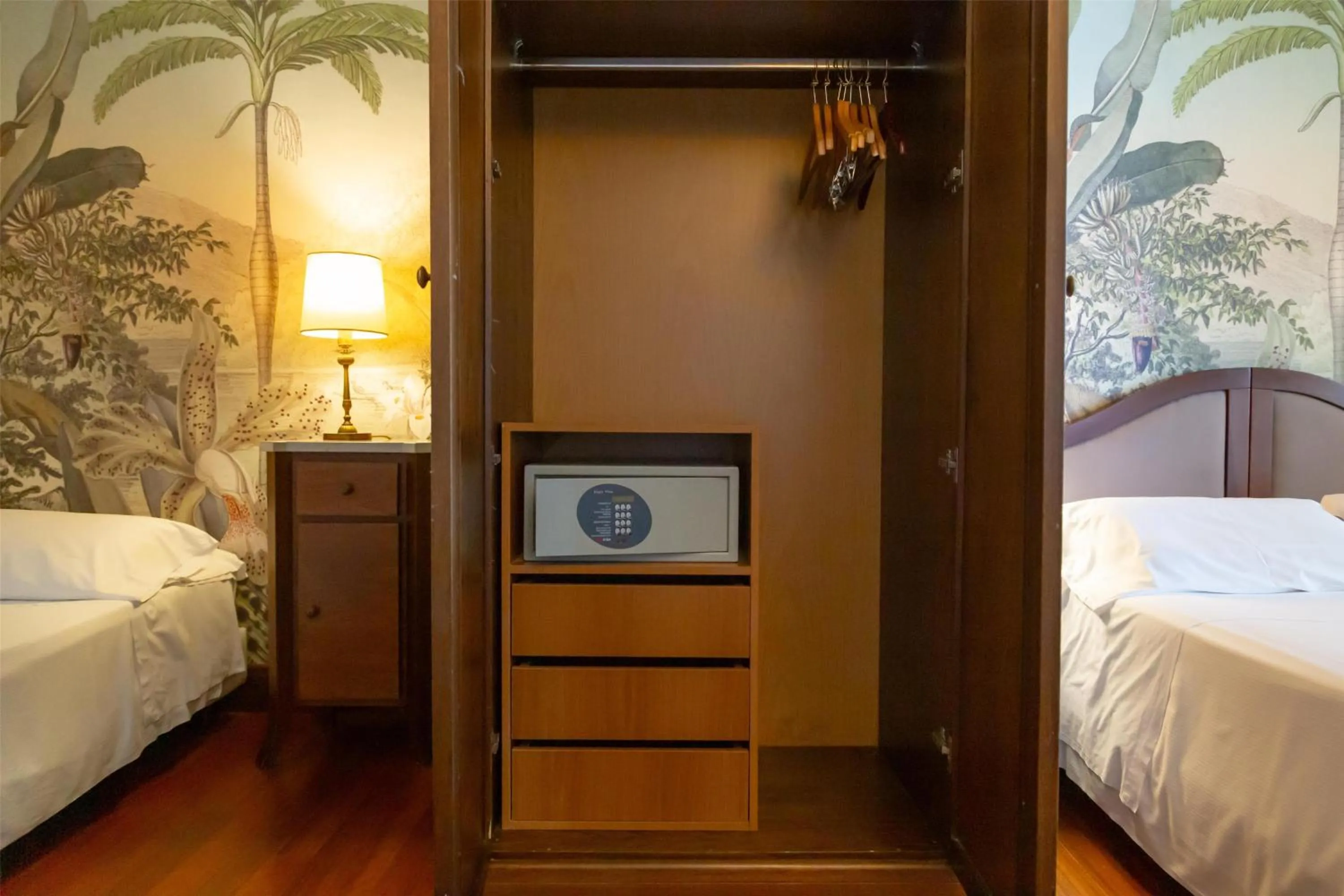 Bedroom, Bed in Best Western Hotel Santa Caterina