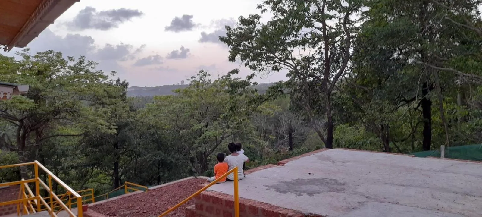 santanas wooden cottages