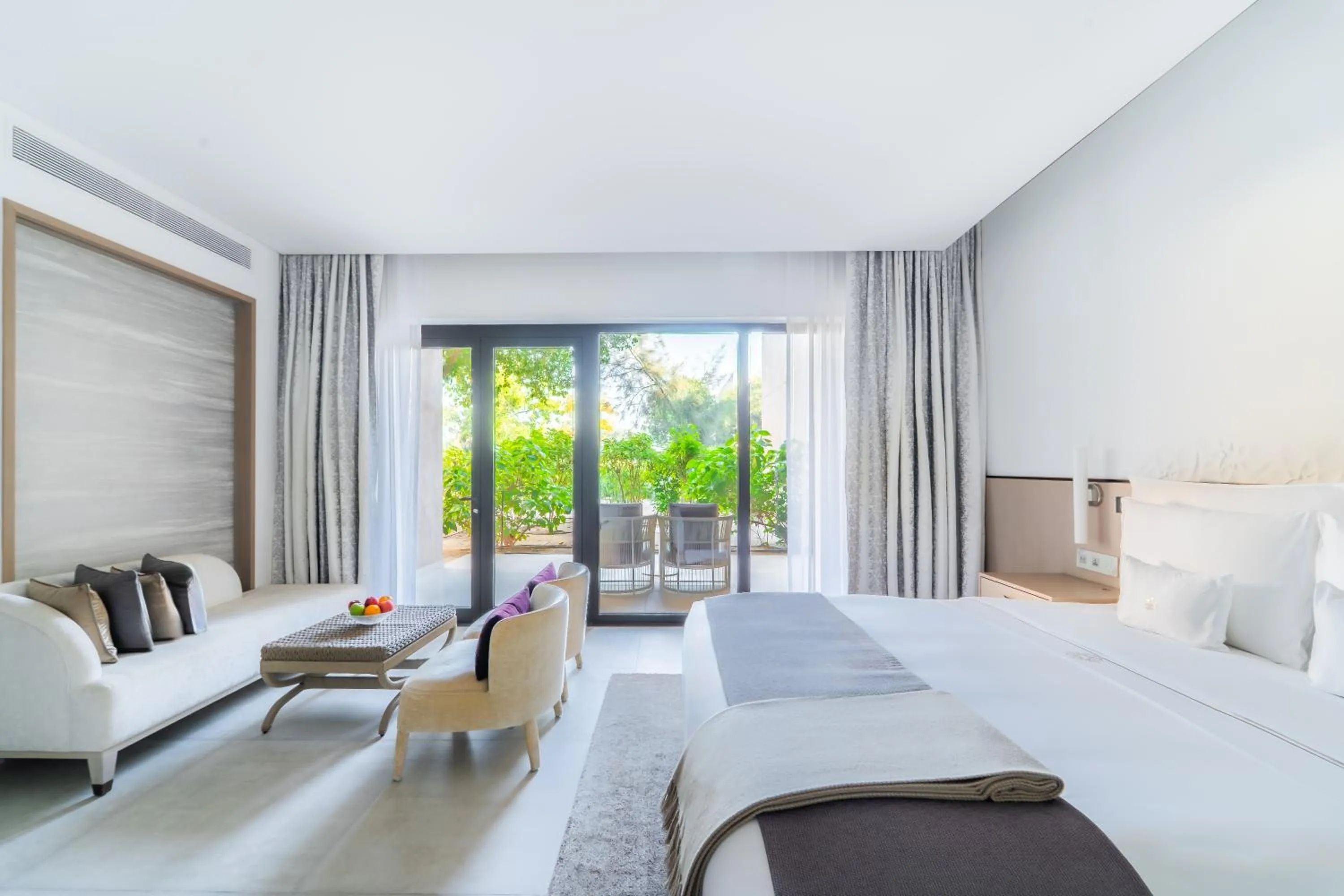 Bed in Zulal Wellness Resort by Chiva-Som