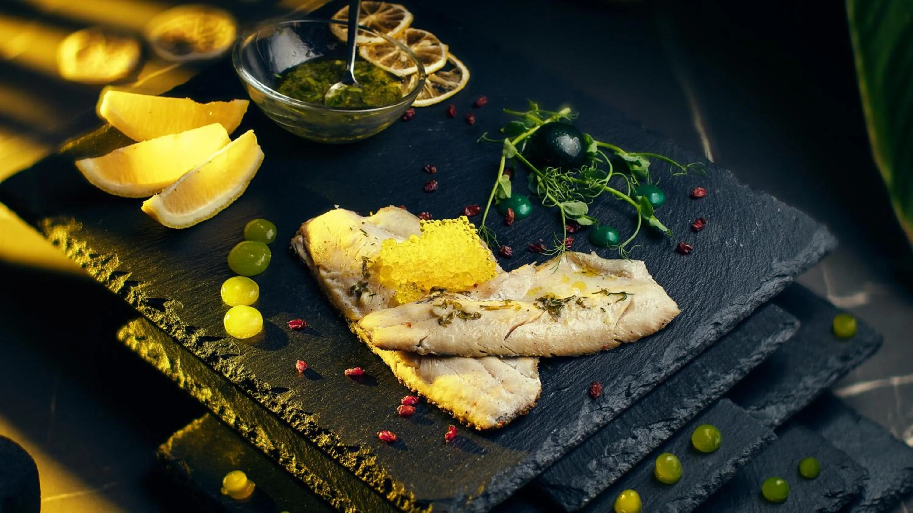 Restaurant/places to eat in Kass Diamond Resort