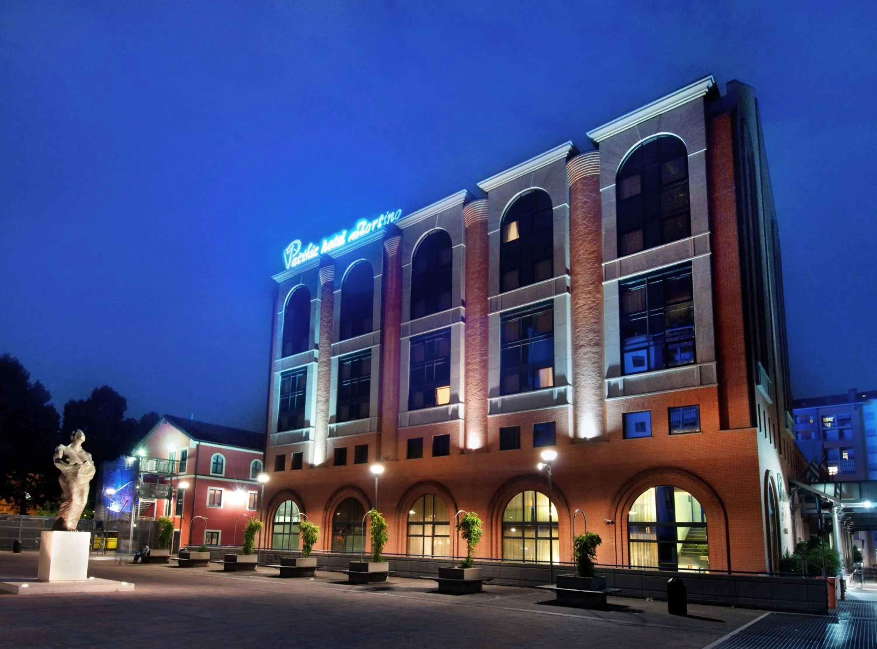 Property building in Pacific Hotel Fortino