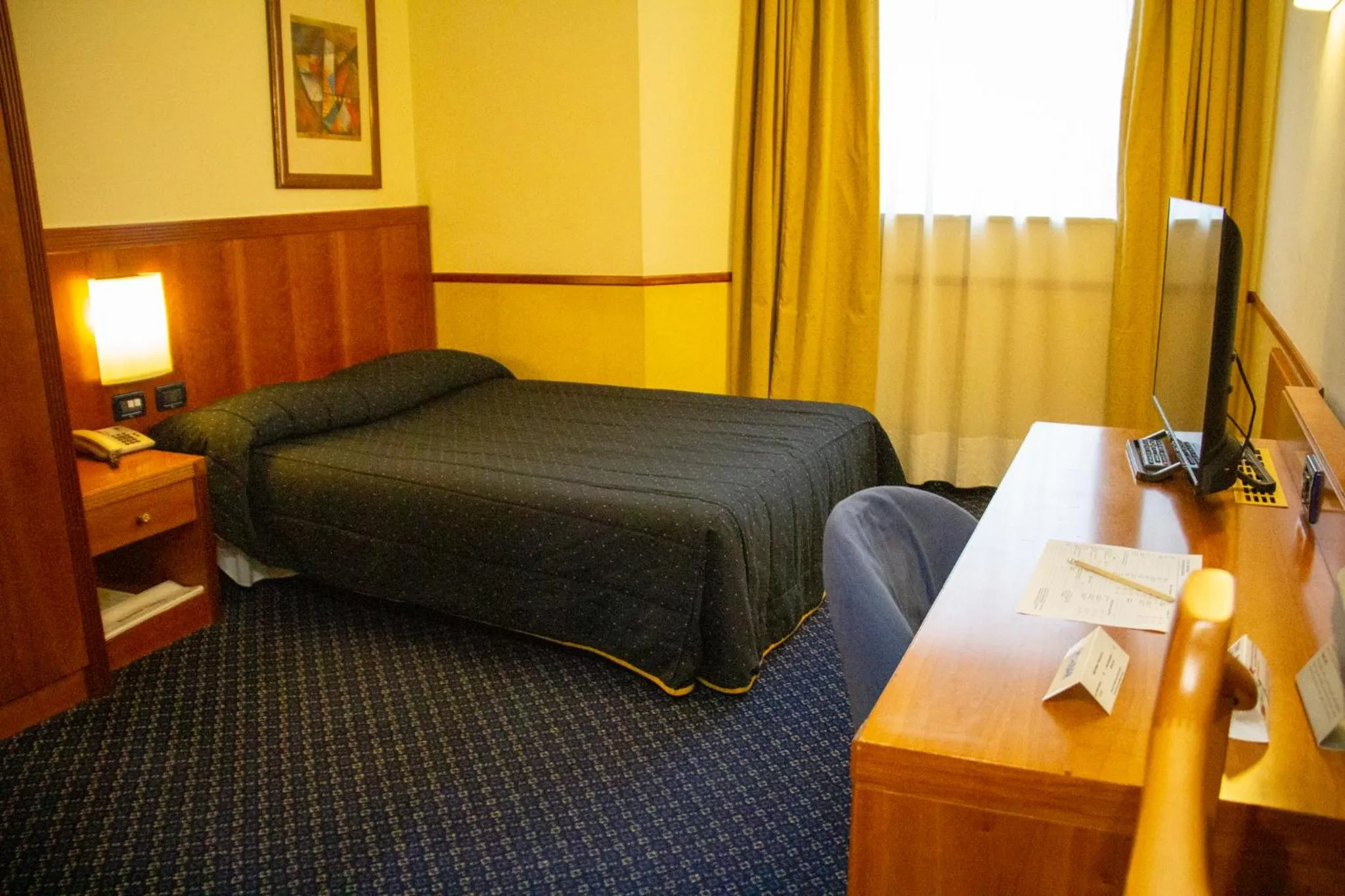 TV and multimedia, Bed in Pacific Hotel Fortino