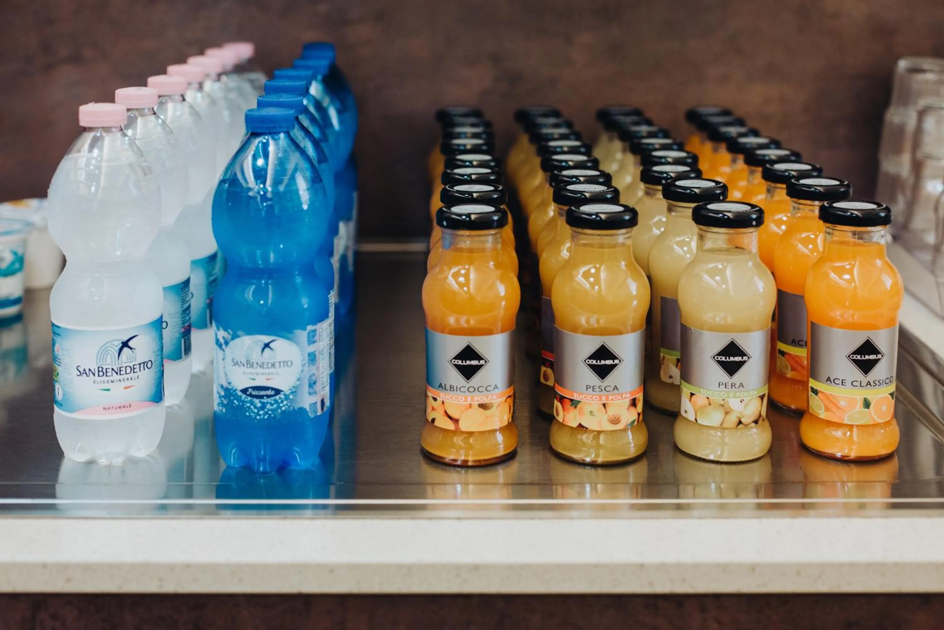 Breakfast in Hotel Alan