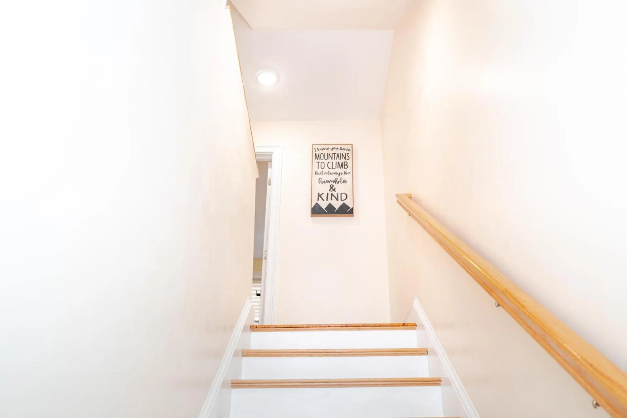 39 - 3BR Quincy - Stunning Townhouse near Adams