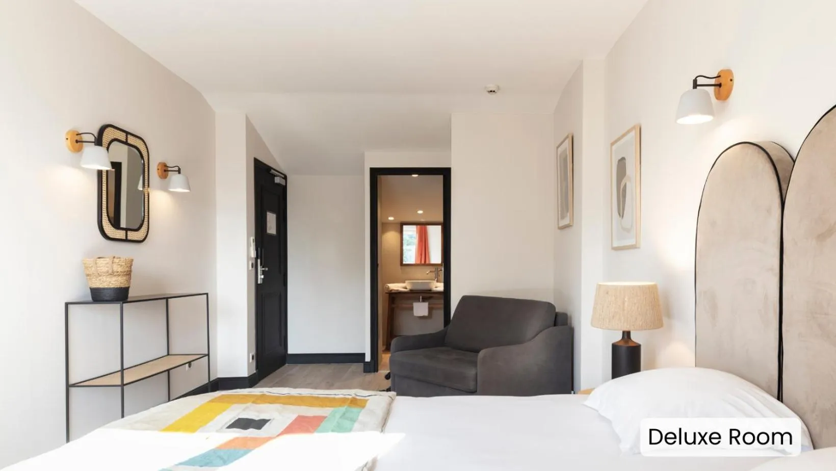 Bed in Hôtel l'Arena