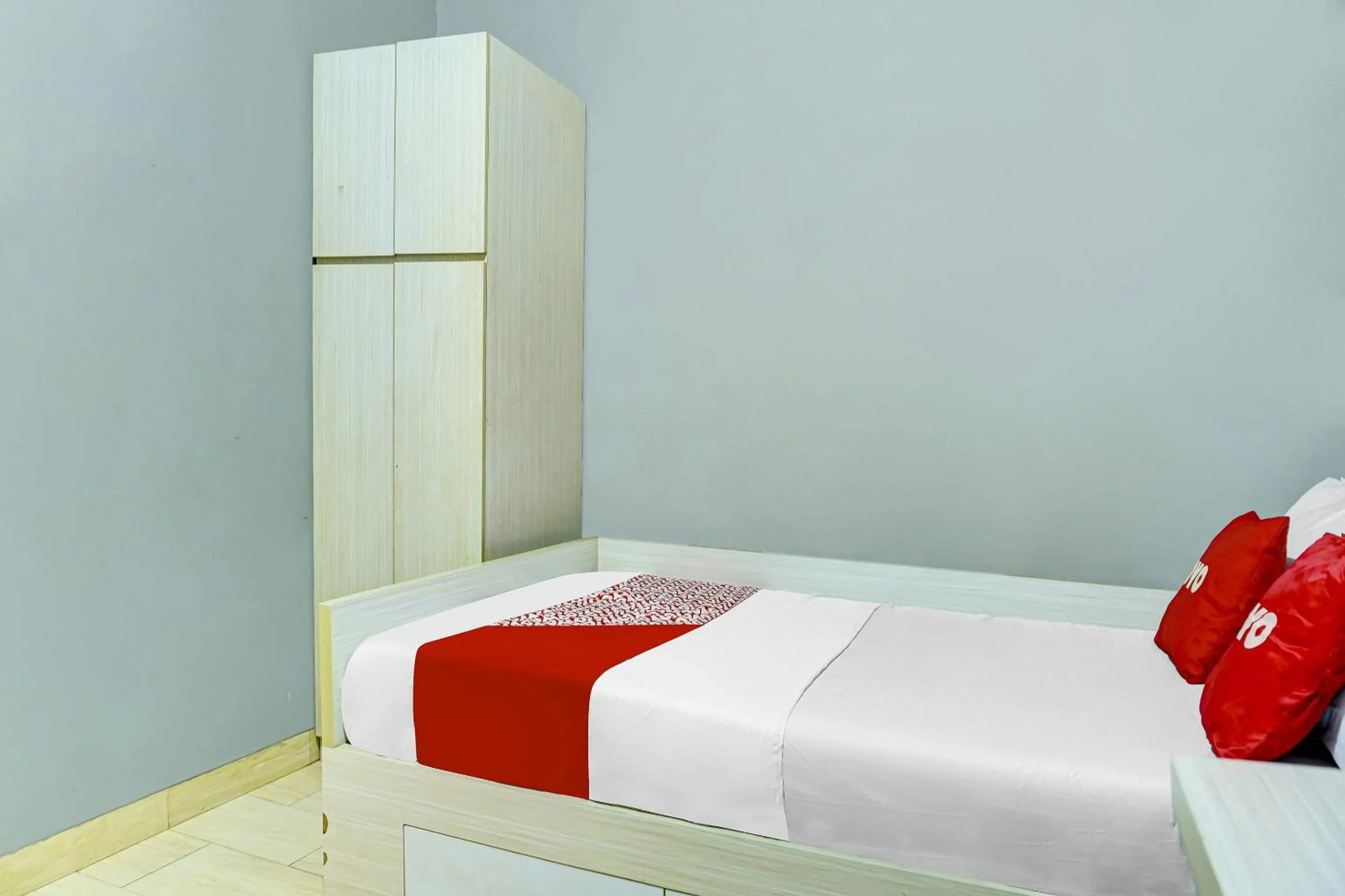 Bedroom in OYO Life 91205 Rindang Guesthouse Syariah